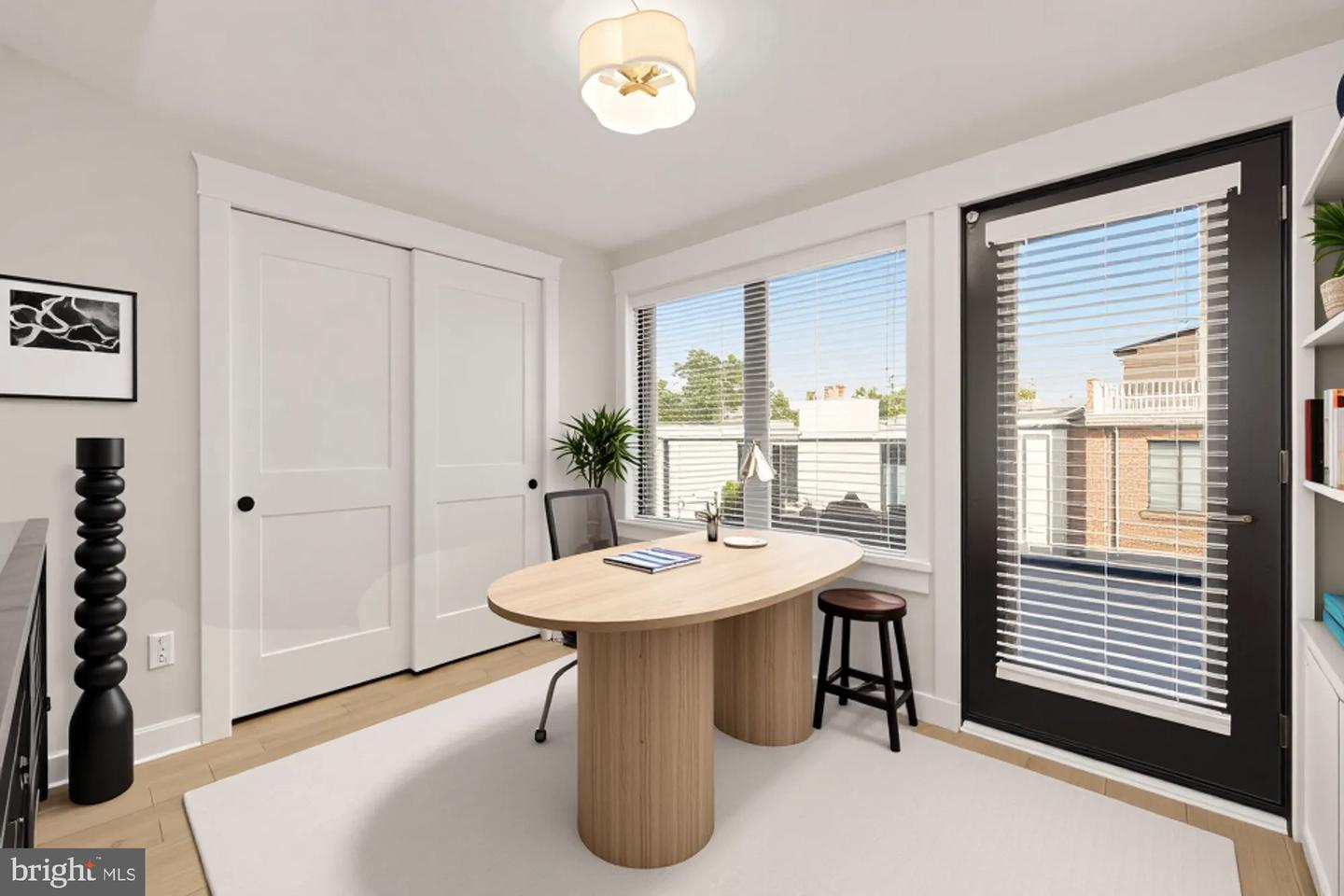 217 16TH ST NE #1, WASHINGTON, District Of Columbia 20002, 2 Bedrooms Bedrooms, ,2 BathroomsBathrooms,Residential,For sale,217 16TH ST NE #1,DCDC2224756 MLS # DCDC2224756