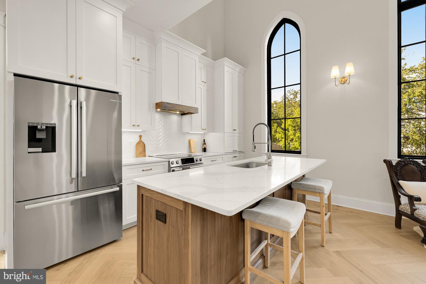 217 16TH ST NE #1, WASHINGTON, District Of Columbia 20002, 2 Bedrooms Bedrooms, ,2 BathroomsBathrooms,Residential,For sale,217 16TH ST NE #1,DCDC2224756 MLS # DCDC2224756