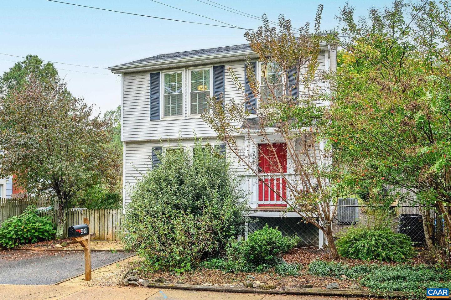 302 PALATINE AVE, CHARLOTTESVILLE, Virginia 22902, 3 Bedrooms Bedrooms, ,2 BathroomsBathrooms,Residential,For sale,302 PALATINE AVE,669517 MLS # 669517