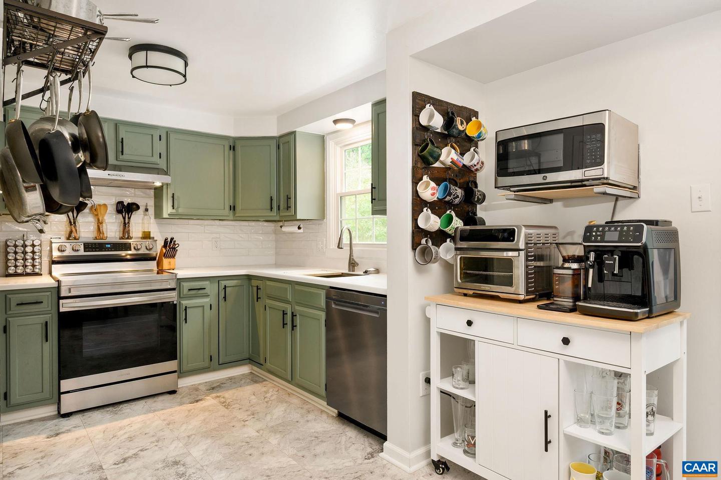302 PALATINE AVE, CHARLOTTESVILLE, Virginia 22902, 3 Bedrooms Bedrooms, ,2 BathroomsBathrooms,Residential,For sale,302 PALATINE AVE,669517 MLS # 669517