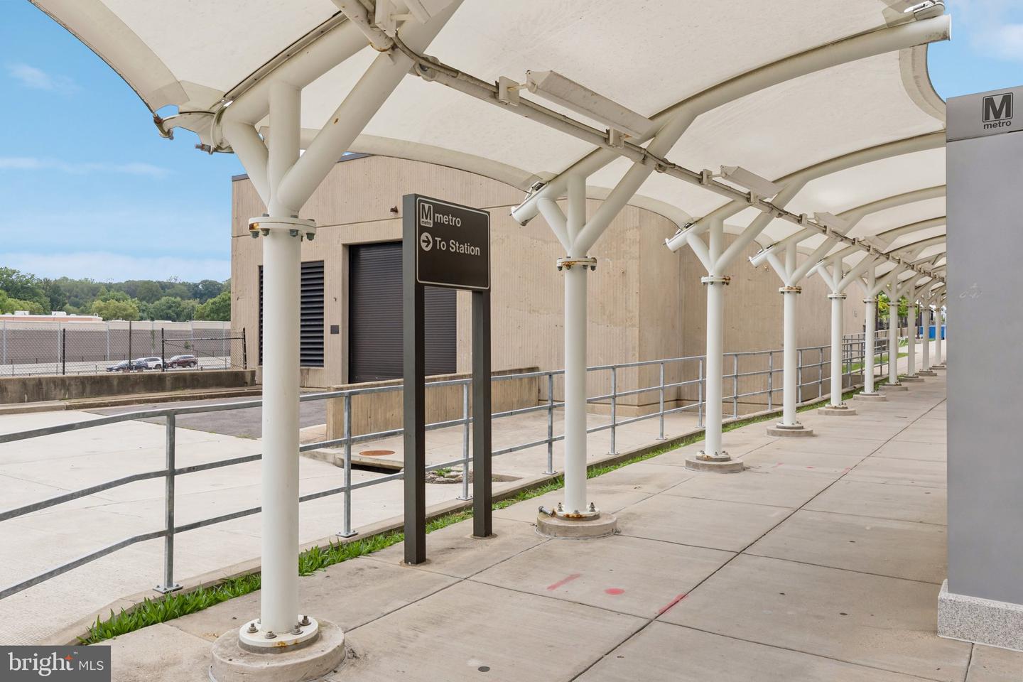 2665 PROSPERITY AVE #111, FAIRFAX, Virginia 22031, 2 Bedrooms Bedrooms, ,2 BathroomsBathrooms,Residential,For sale,2665 PROSPERITY AVE #111,VAFX2269930 MLS # VAFX2269930
