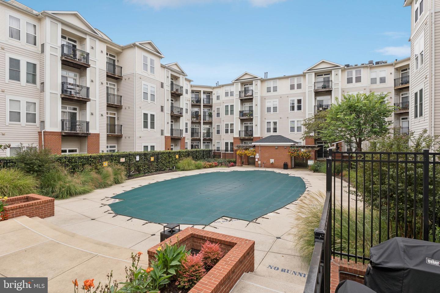2665 PROSPERITY AVE #111, FAIRFAX, Virginia 22031, 2 Bedrooms Bedrooms, ,2 BathroomsBathrooms,Residential,For sale,2665 PROSPERITY AVE #111,VAFX2269930 MLS # VAFX2269930
