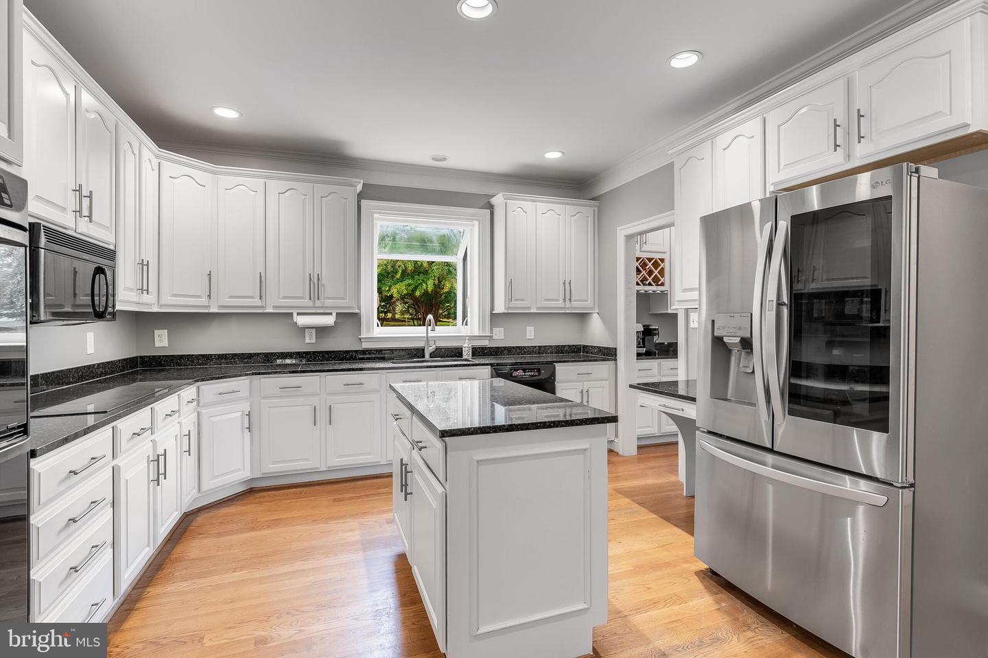 35191 DORNOCH CT, ROUND HILL, Virginia 20141, 5 Bedrooms Bedrooms, ,4 BathroomsBathrooms,Residential,For sale,35191 DORNOCH CT,VALO2107878 MLS # VALO2107878