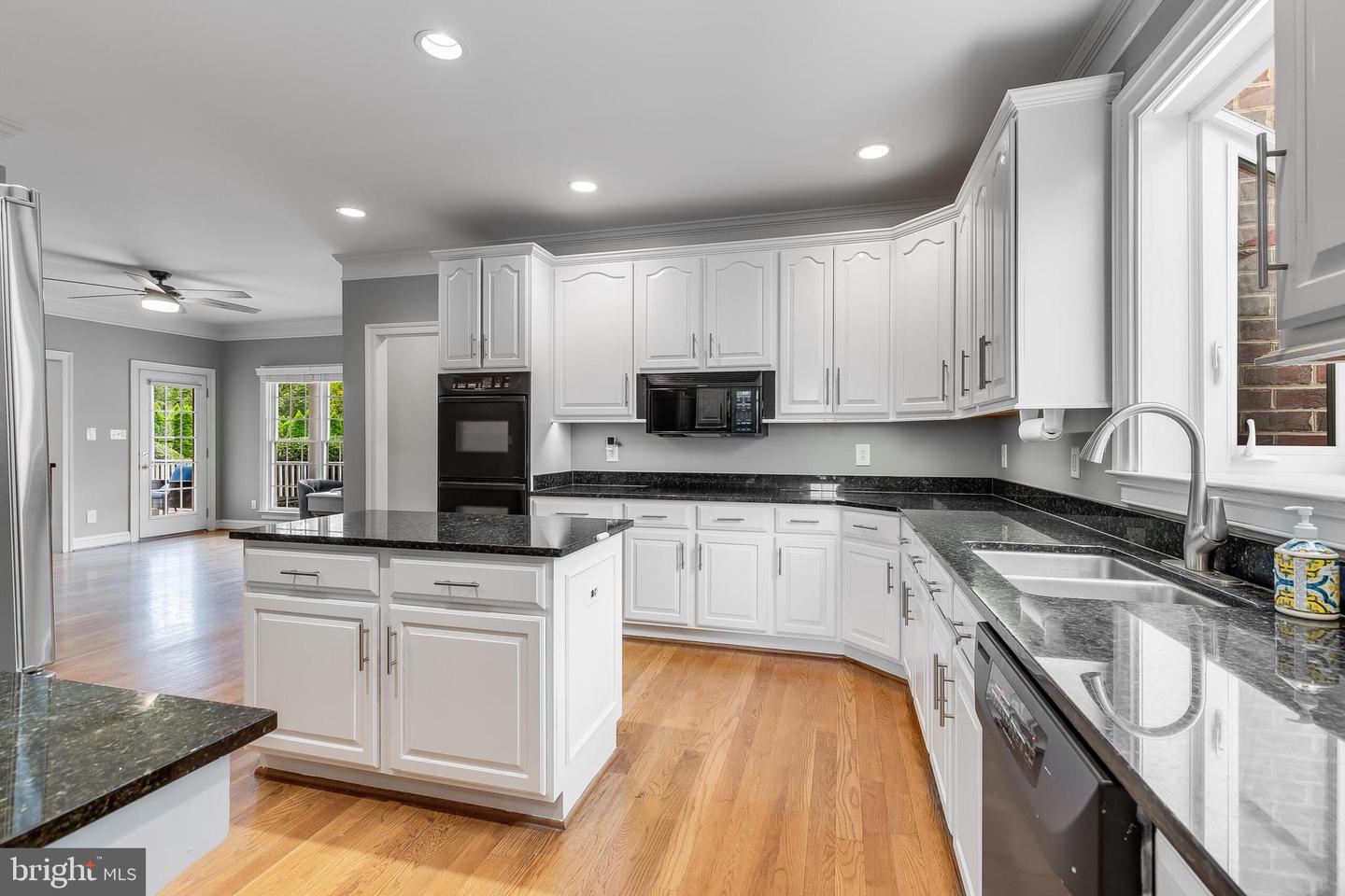 35191 DORNOCH CT, ROUND HILL, Virginia 20141, 5 Bedrooms Bedrooms, ,4 BathroomsBathrooms,Residential,For sale,35191 DORNOCH CT,VALO2107878 MLS # VALO2107878