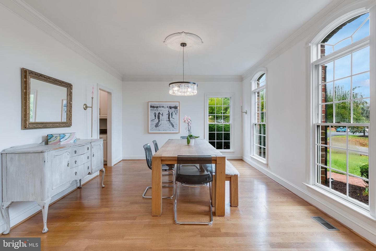 35191 DORNOCH CT, ROUND HILL, Virginia 20141, 5 Bedrooms Bedrooms, ,4 BathroomsBathrooms,Residential,For sale,35191 DORNOCH CT,VALO2107878 MLS # VALO2107878