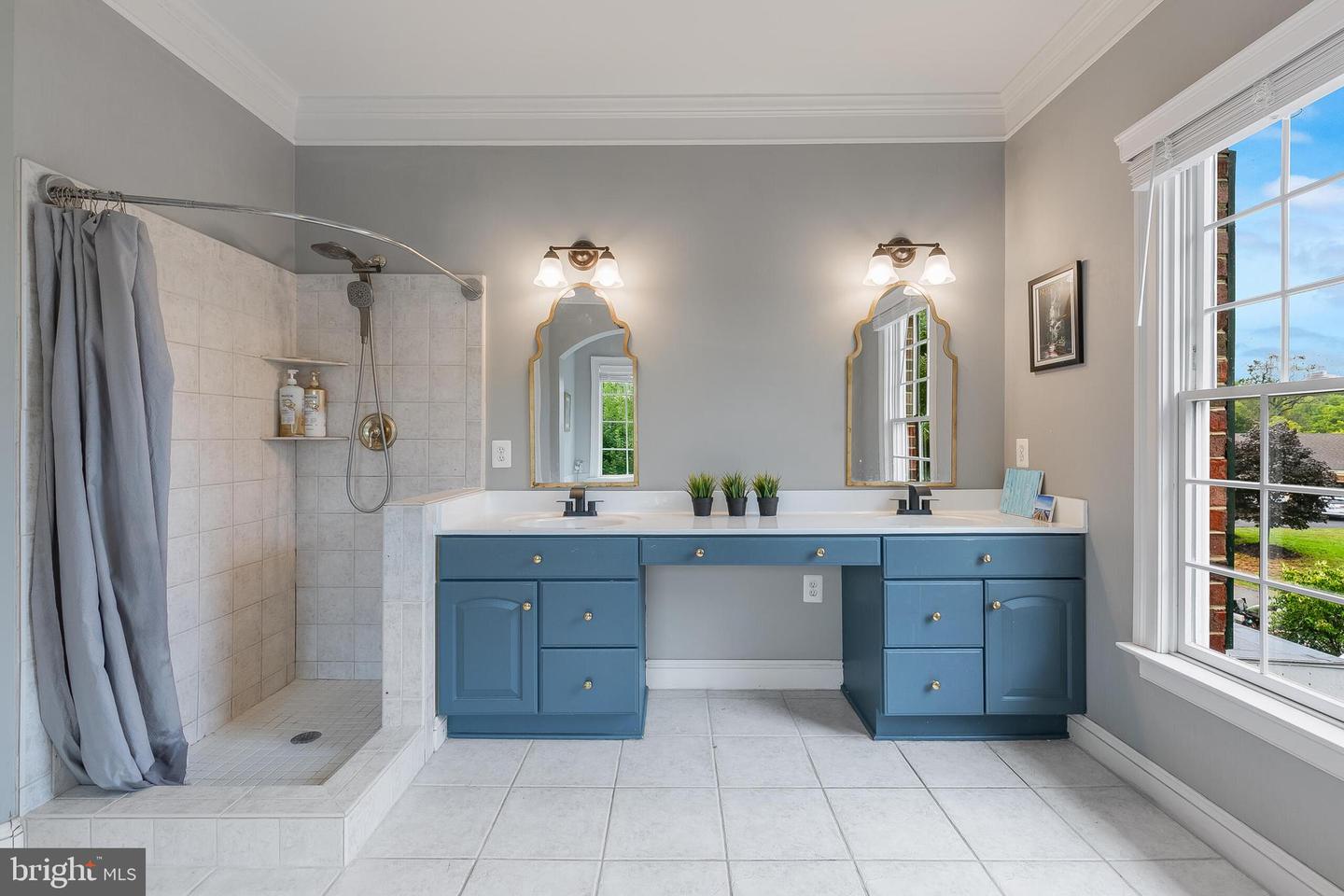 35191 DORNOCH CT, ROUND HILL, Virginia 20141, 5 Bedrooms Bedrooms, ,4 BathroomsBathrooms,Residential,For sale,35191 DORNOCH CT,VALO2107878 MLS # VALO2107878