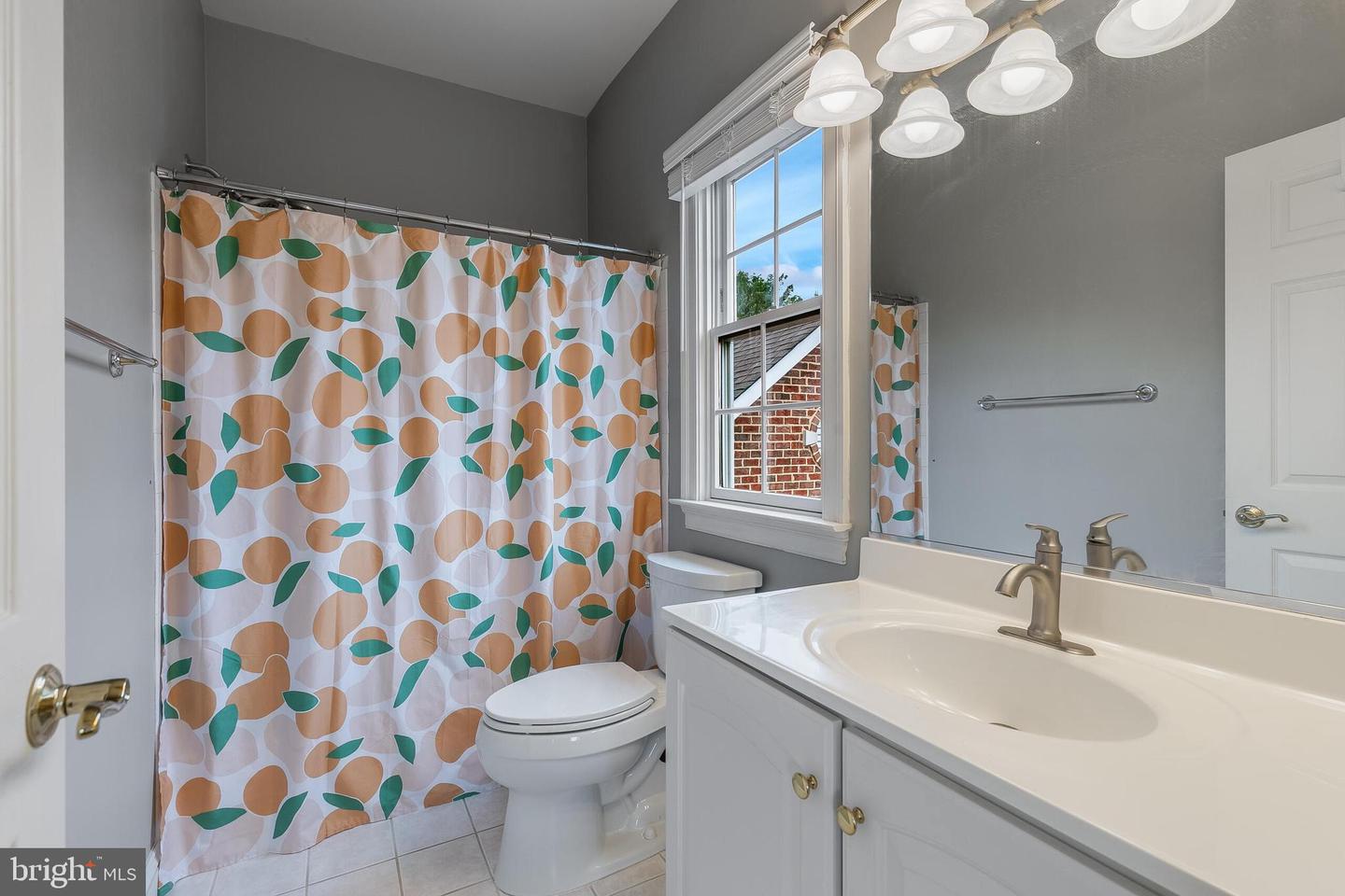 35191 DORNOCH CT, ROUND HILL, Virginia 20141, 5 Bedrooms Bedrooms, ,4 BathroomsBathrooms,Residential,For sale,35191 DORNOCH CT,VALO2107878 MLS # VALO2107878