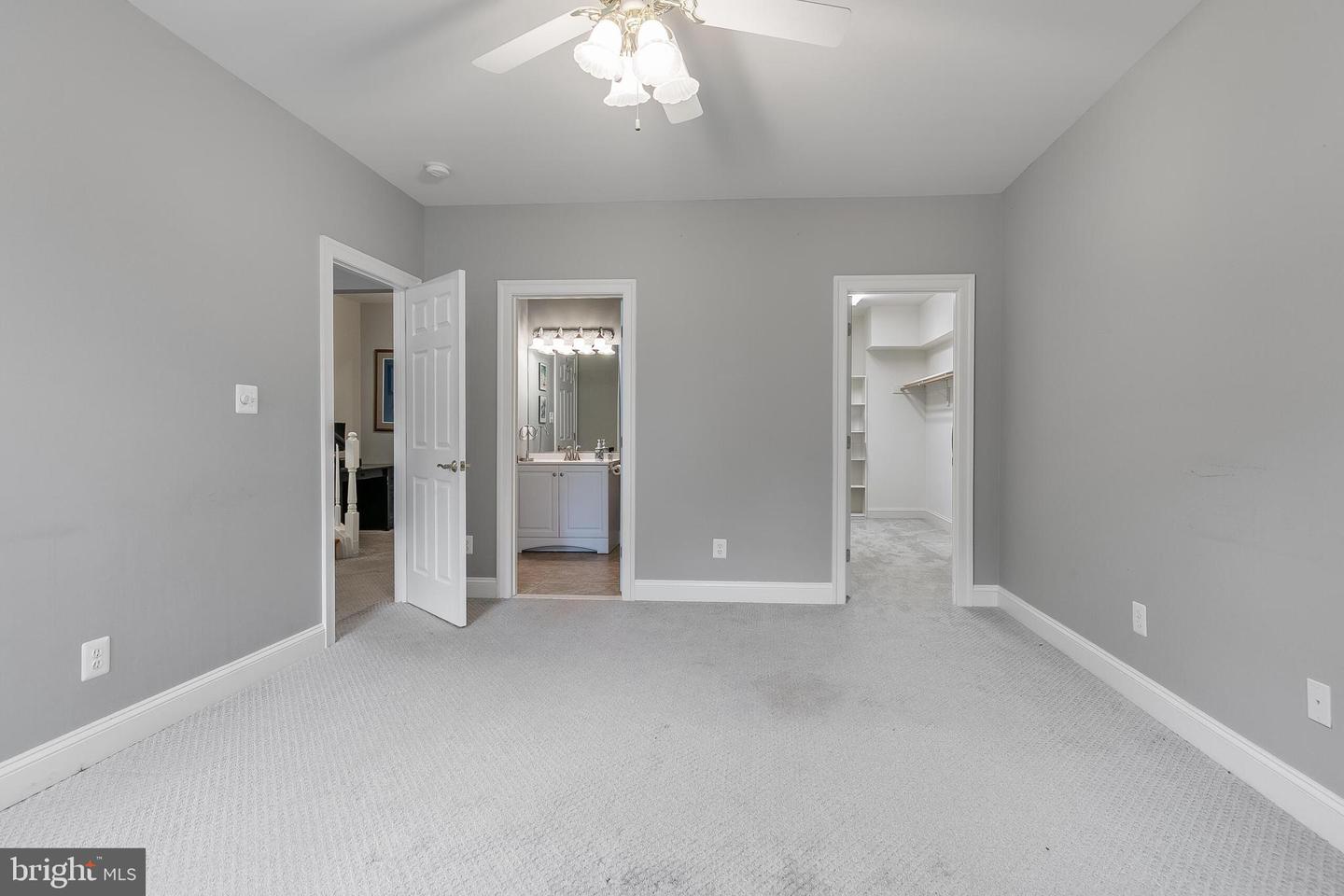 35191 DORNOCH CT, ROUND HILL, Virginia 20141, 5 Bedrooms Bedrooms, ,4 BathroomsBathrooms,Residential,For sale,35191 DORNOCH CT,VALO2107878 MLS # VALO2107878