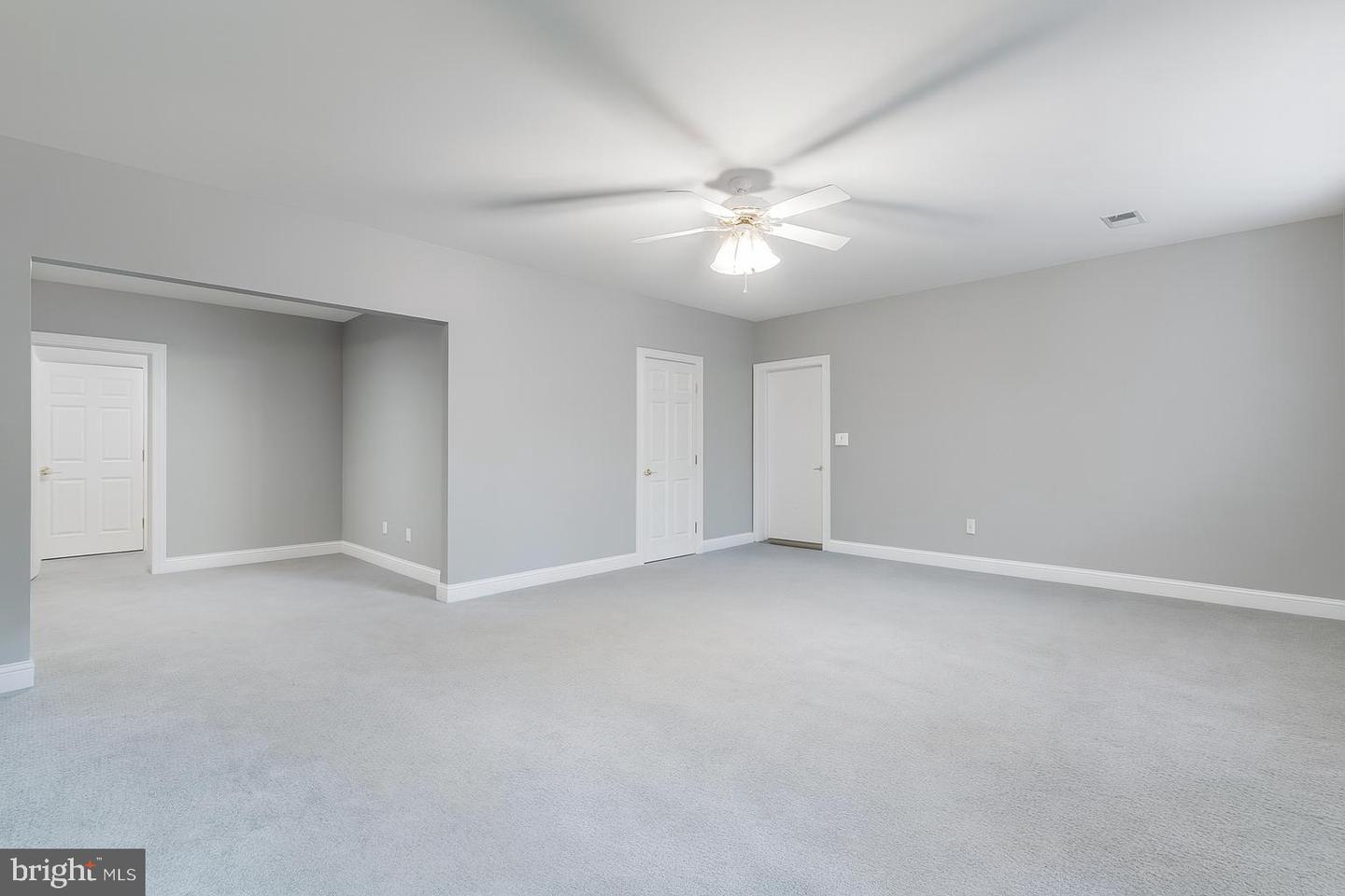 35191 DORNOCH CT, ROUND HILL, Virginia 20141, 5 Bedrooms Bedrooms, ,4 BathroomsBathrooms,Residential,For sale,35191 DORNOCH CT,VALO2107878 MLS # VALO2107878
