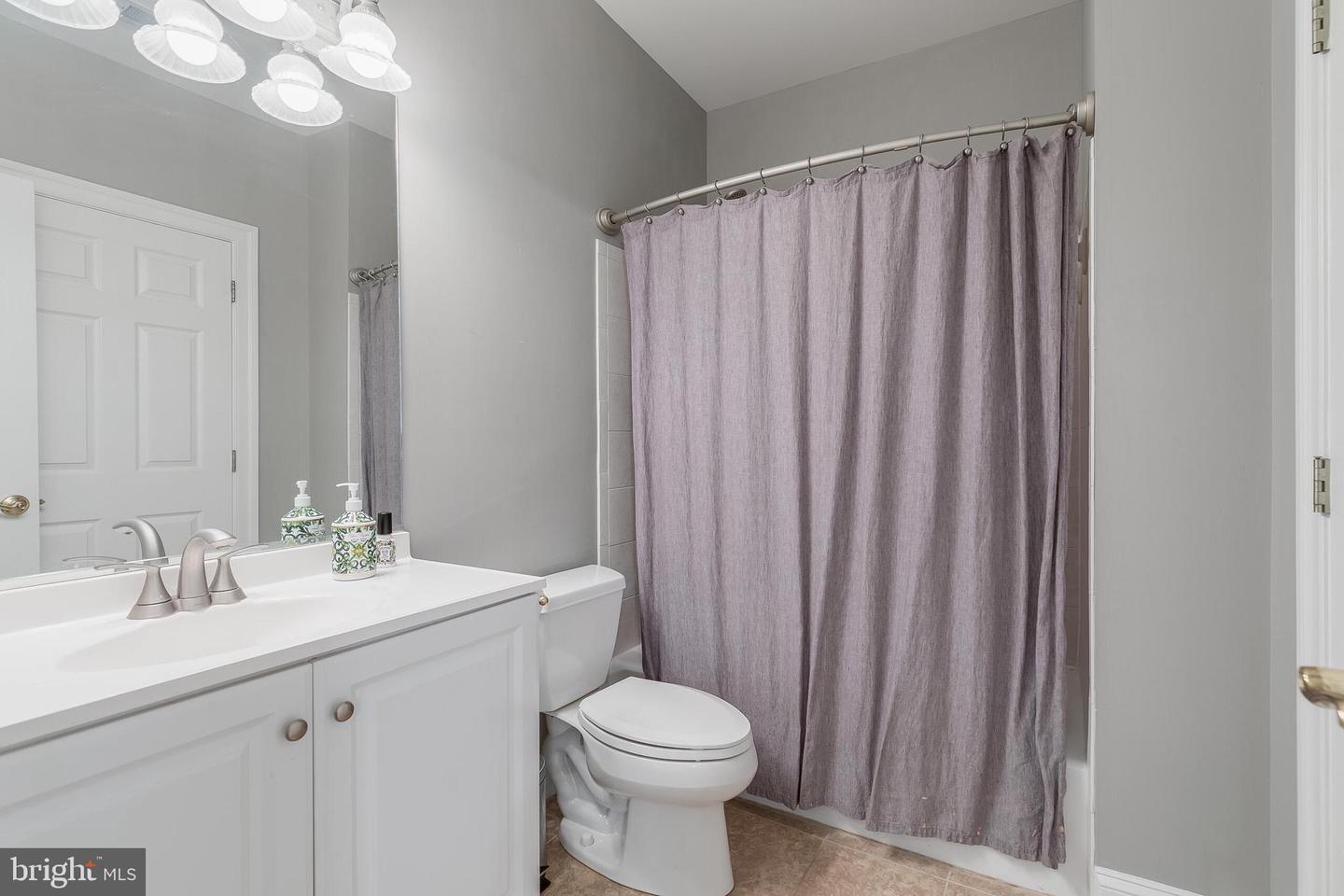 35191 DORNOCH CT, ROUND HILL, Virginia 20141, 5 Bedrooms Bedrooms, ,4 BathroomsBathrooms,Residential,For sale,35191 DORNOCH CT,VALO2107878 MLS # VALO2107878
