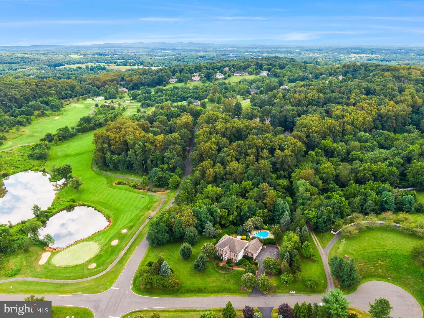 35191 DORNOCH CT, ROUND HILL, Virginia 20141, 5 Bedrooms Bedrooms, ,4 BathroomsBathrooms,Residential,For sale,35191 DORNOCH CT,VALO2107878 MLS # VALO2107878
