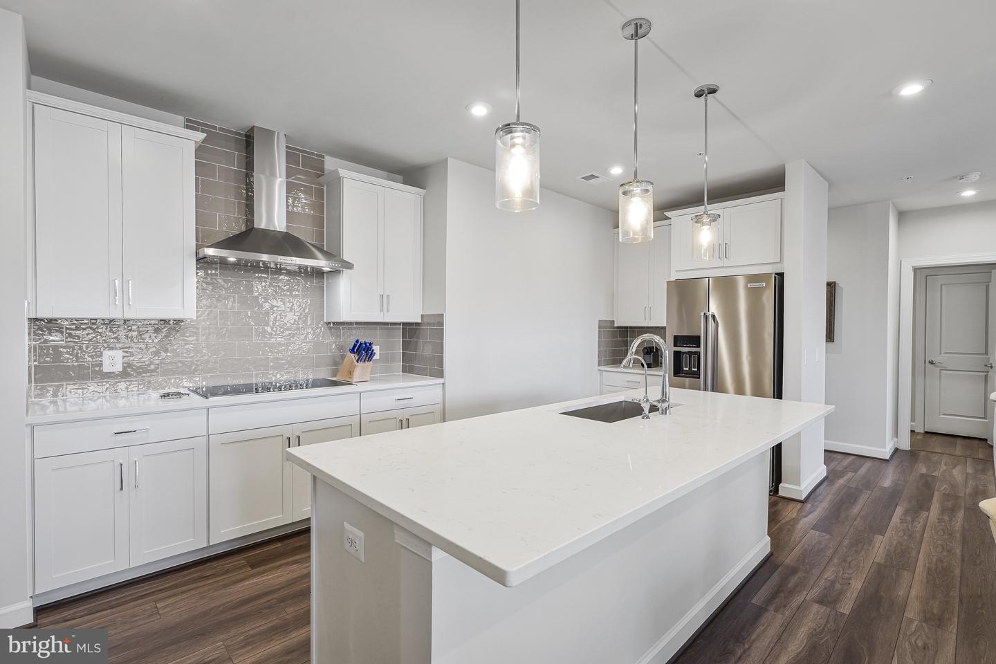 21914 HAWKSBILL HIGH CIR #304, STERLING, Virginia 20164, 2 Bedrooms Bedrooms, ,2 BathroomsBathrooms,Residential,For sale,21914 HAWKSBILL HIGH CIR #304,VALO2107910 MLS # VALO2107910