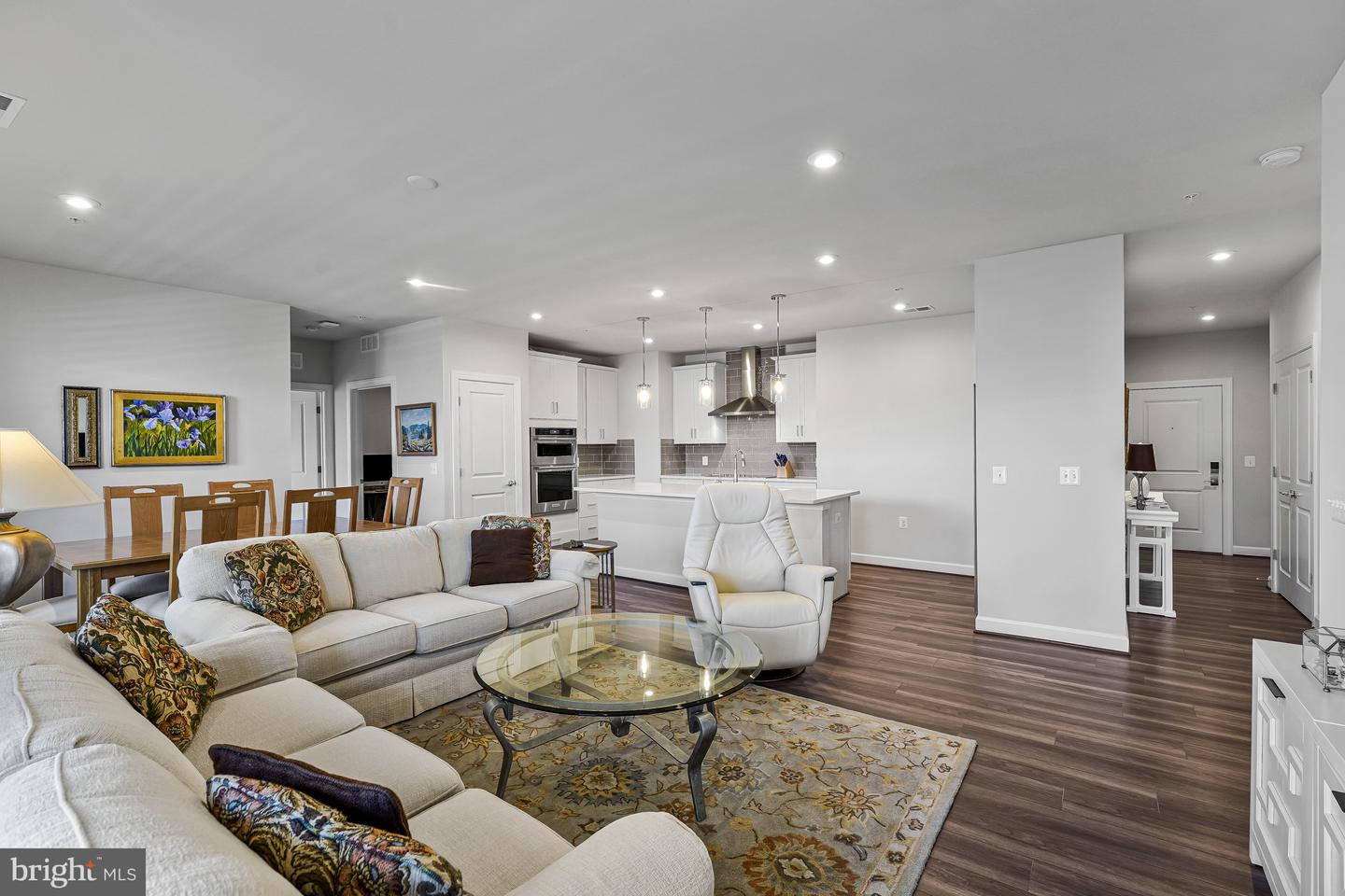 21914 HAWKSBILL HIGH CIR #304, STERLING, Virginia 20164, 2 Bedrooms Bedrooms, ,2 BathroomsBathrooms,Residential,For sale,21914 HAWKSBILL HIGH CIR #304,VALO2107910 MLS # VALO2107910