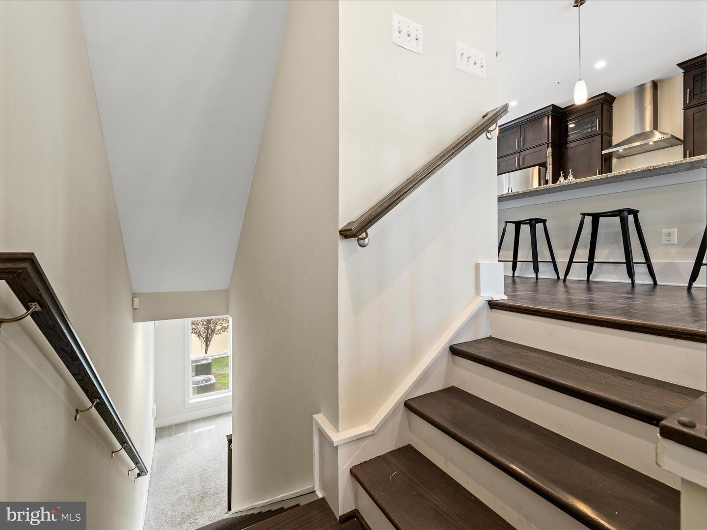 20092 OLD LINE TER, ASHBURN, Virginia 20147, 3 Bedrooms Bedrooms, ,2 BathroomsBathrooms,Residential,For sale,20092 OLD LINE TER,VALO2107842 MLS # VALO2107842