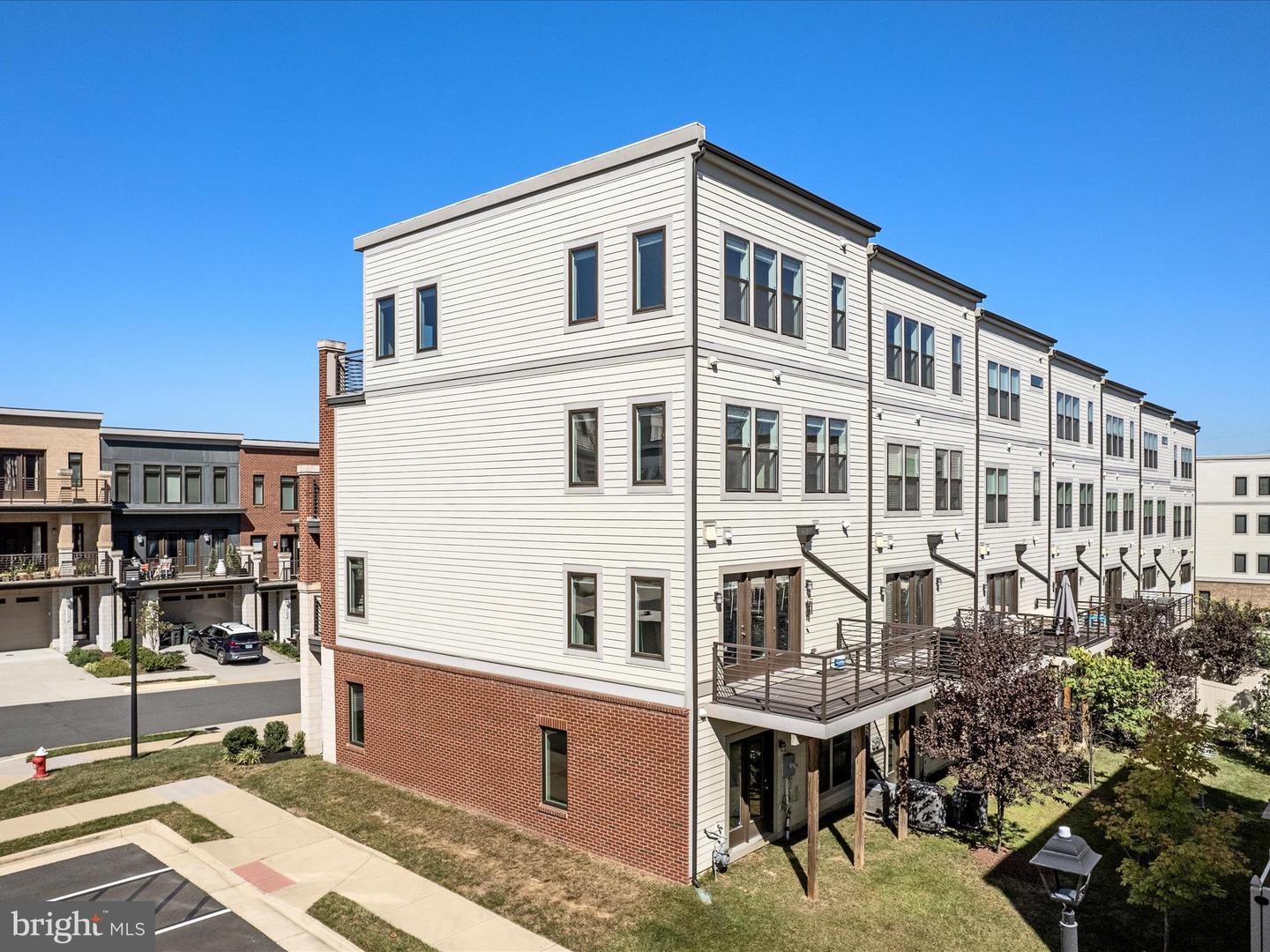 20092 OLD LINE TER, ASHBURN, Virginia 20147, 3 Bedrooms Bedrooms, ,2 BathroomsBathrooms,Residential,For sale,20092 OLD LINE TER,VALO2107842 MLS # VALO2107842