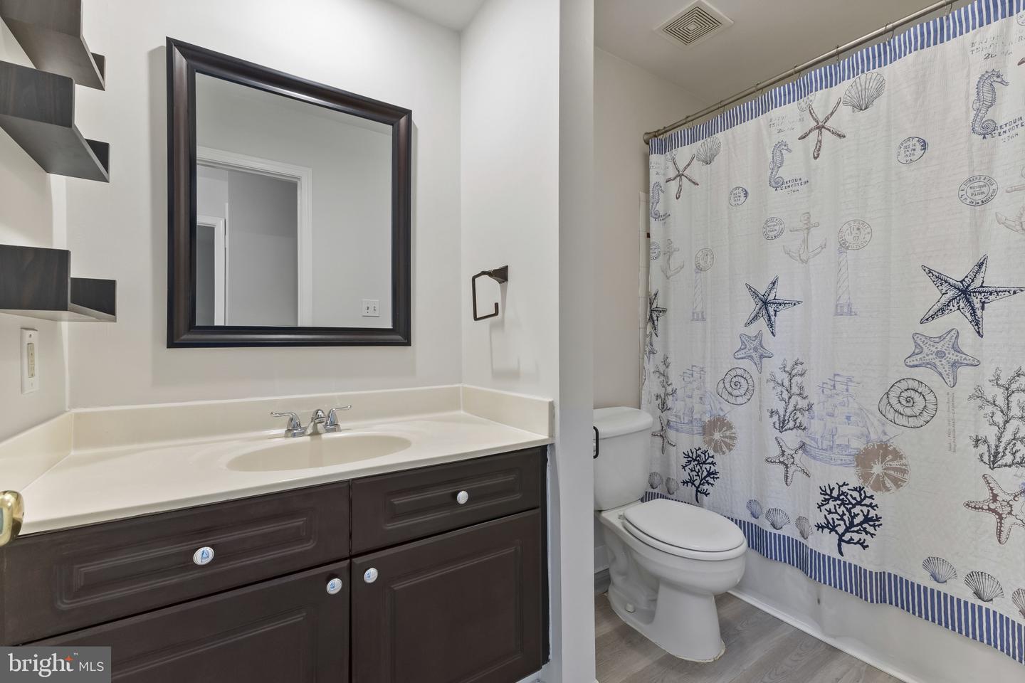 11 BUTTERNUT WAY, STERLING, Virginia 20164, 5 Bedrooms Bedrooms, ,3 BathroomsBathrooms,Residential,For sale,11 BUTTERNUT WAY,VALO2107846 MLS # VALO2107846