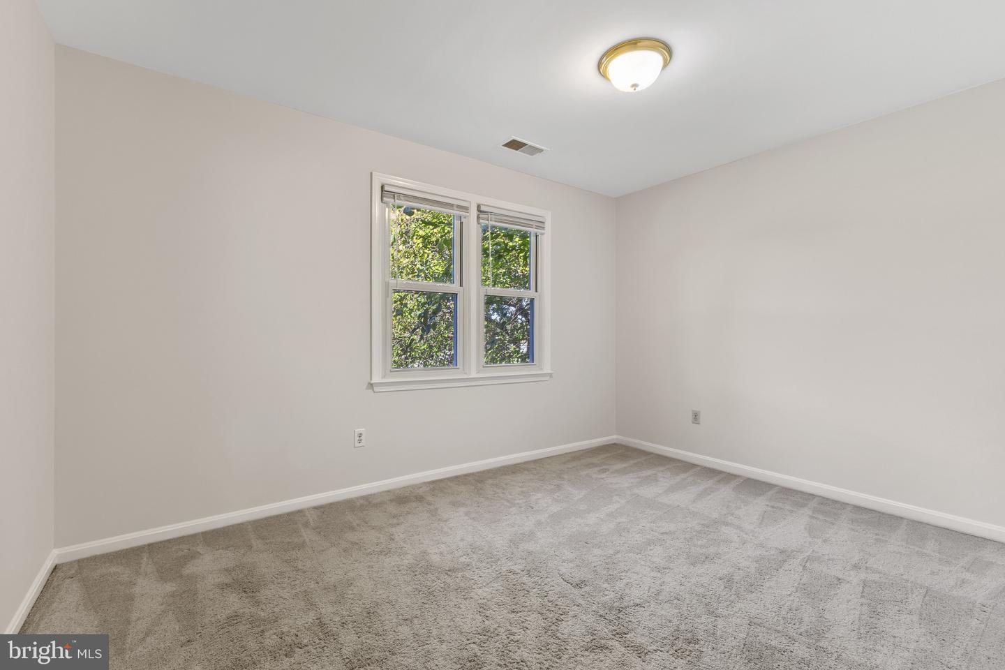 11 BUTTERNUT WAY, STERLING, Virginia 20164, 5 Bedrooms Bedrooms, ,3 BathroomsBathrooms,Residential,For sale,11 BUTTERNUT WAY,VALO2107846 MLS # VALO2107846