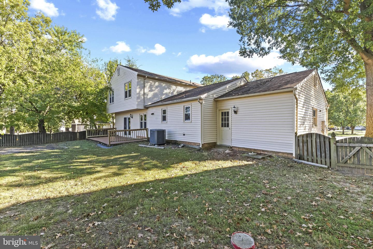 11 BUTTERNUT WAY, STERLING, Virginia 20164, 5 Bedrooms Bedrooms, ,3 BathroomsBathrooms,Residential,For sale,11 BUTTERNUT WAY,VALO2107846 MLS # VALO2107846