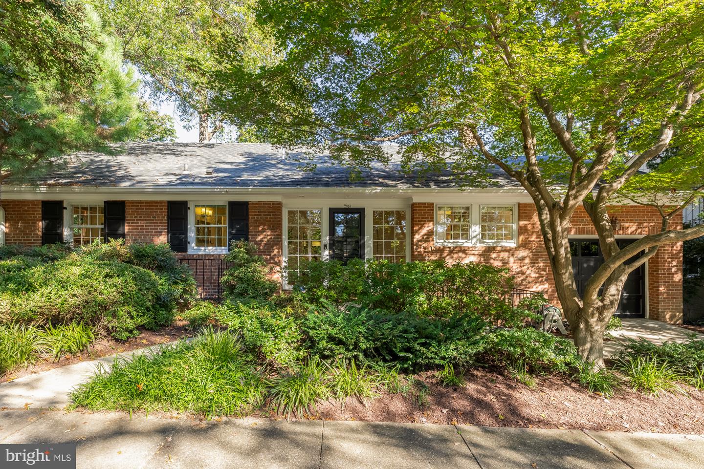 2813 29TH PL NW, WASHINGTON, District Of Columbia 20008, 4 Bedrooms Bedrooms, ,4 BathroomsBathrooms,Residential,For sale,2813 29TH PL NW,DCDC2224798 MLS # DCDC2224798