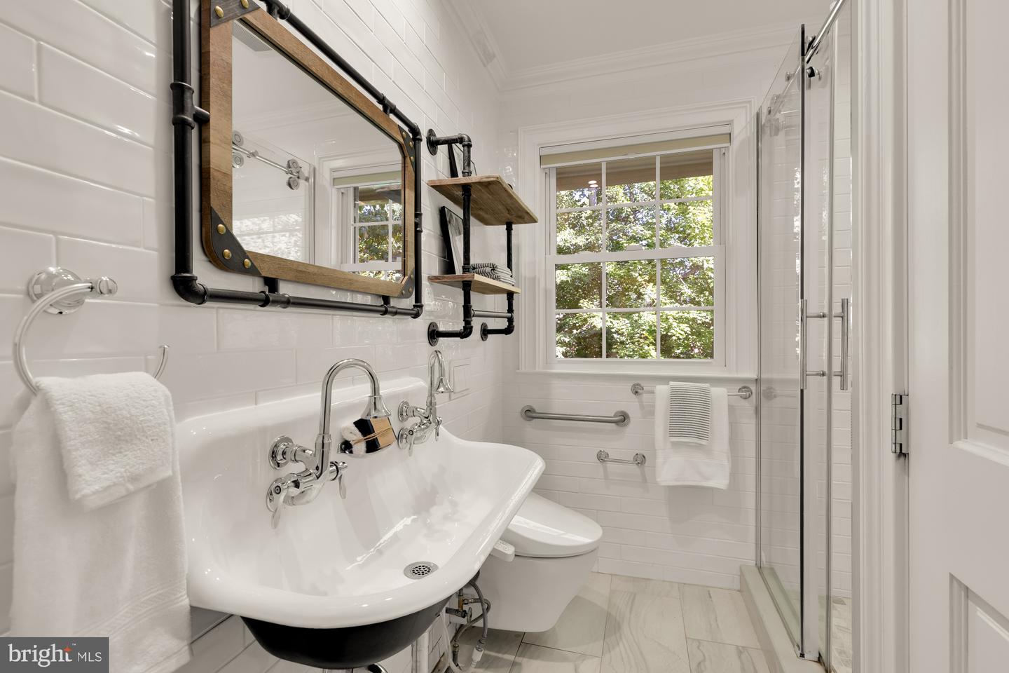 2813 29TH PL NW, WASHINGTON, District Of Columbia 20008, 4 Bedrooms Bedrooms, ,4 BathroomsBathrooms,Residential,For sale,2813 29TH PL NW,DCDC2224798 MLS # DCDC2224798