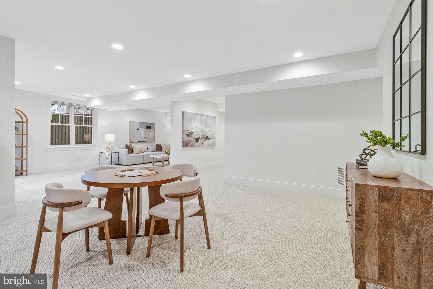 7310 HUGHES CT, FALLS CHURCH, Virginia 22046, 6 Bedrooms Bedrooms, ,5 BathroomsBathrooms,Residential,For sale,7310 HUGHES CT,VAFX2269924 MLS # VAFX2269924