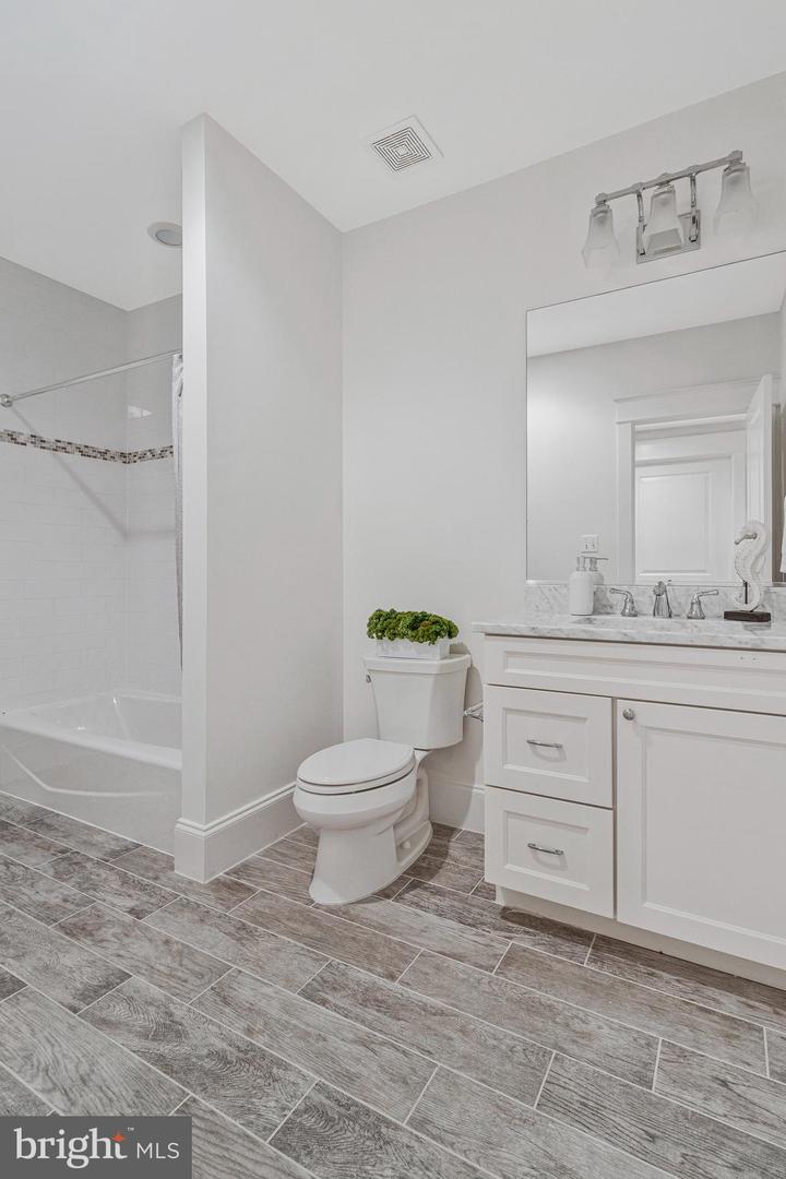 7310 HUGHES CT, FALLS CHURCH, Virginia 22046, 6 Bedrooms Bedrooms, ,5 BathroomsBathrooms,Residential,For sale,7310 HUGHES CT,VAFX2269924 MLS # VAFX2269924