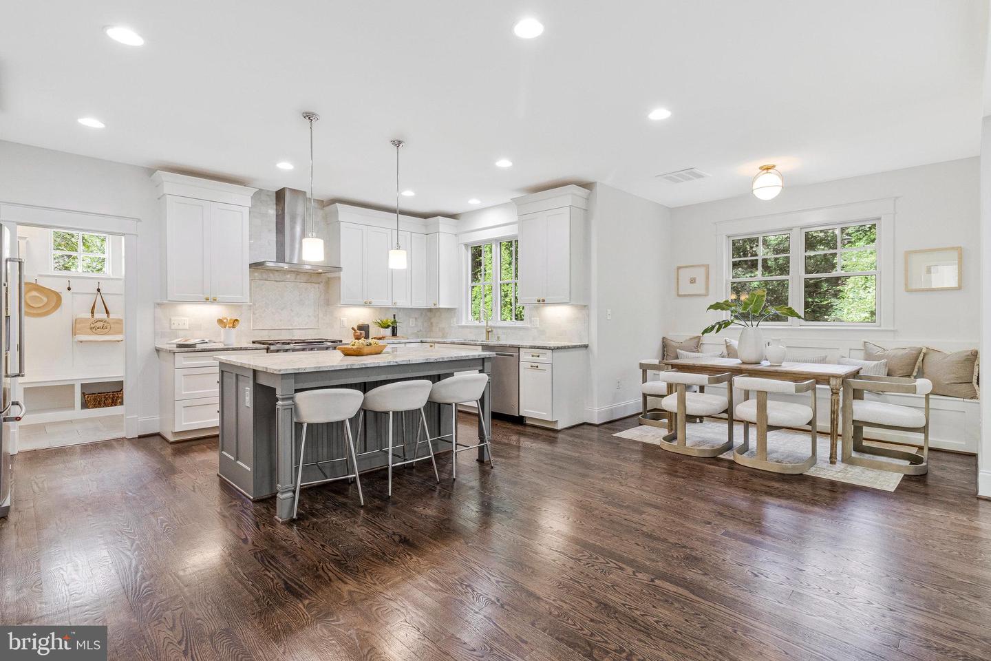 7310 HUGHES CT, FALLS CHURCH, Virginia 22046, 6 Bedrooms Bedrooms, ,5 BathroomsBathrooms,Residential,For sale,7310 HUGHES CT,VAFX2269924 MLS # VAFX2269924