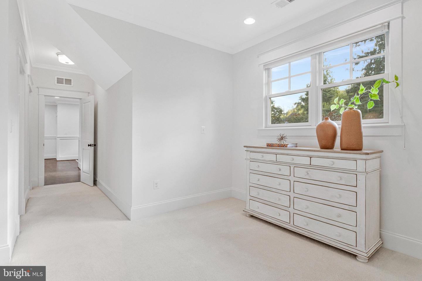 7310 HUGHES CT, FALLS CHURCH, Virginia 22046, 6 Bedrooms Bedrooms, ,5 BathroomsBathrooms,Residential,For sale,7310 HUGHES CT,VAFX2269924 MLS # VAFX2269924