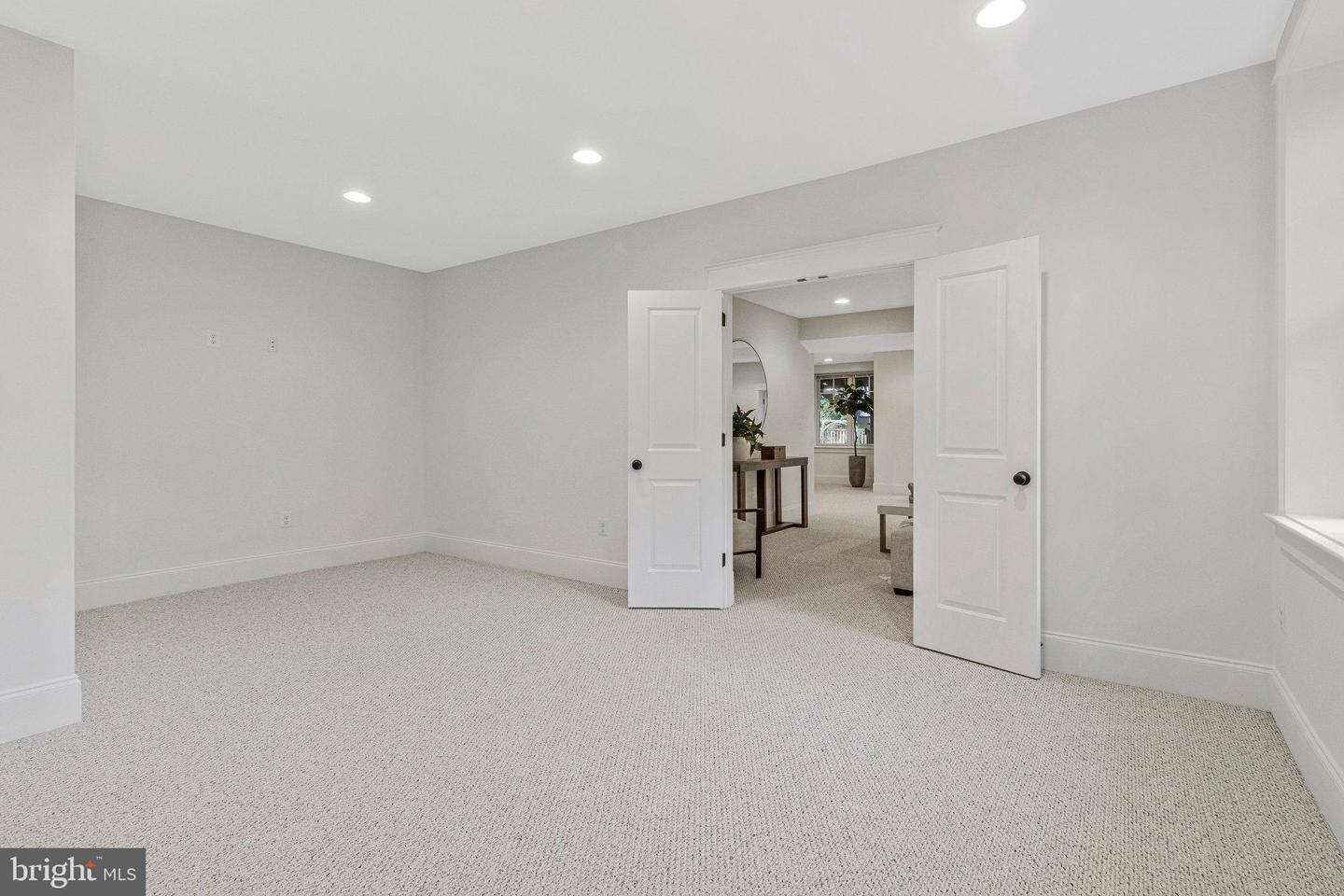 7310 HUGHES CT, FALLS CHURCH, Virginia 22046, 6 Bedrooms Bedrooms, ,5 BathroomsBathrooms,Residential,For sale,7310 HUGHES CT,VAFX2269924 MLS # VAFX2269924