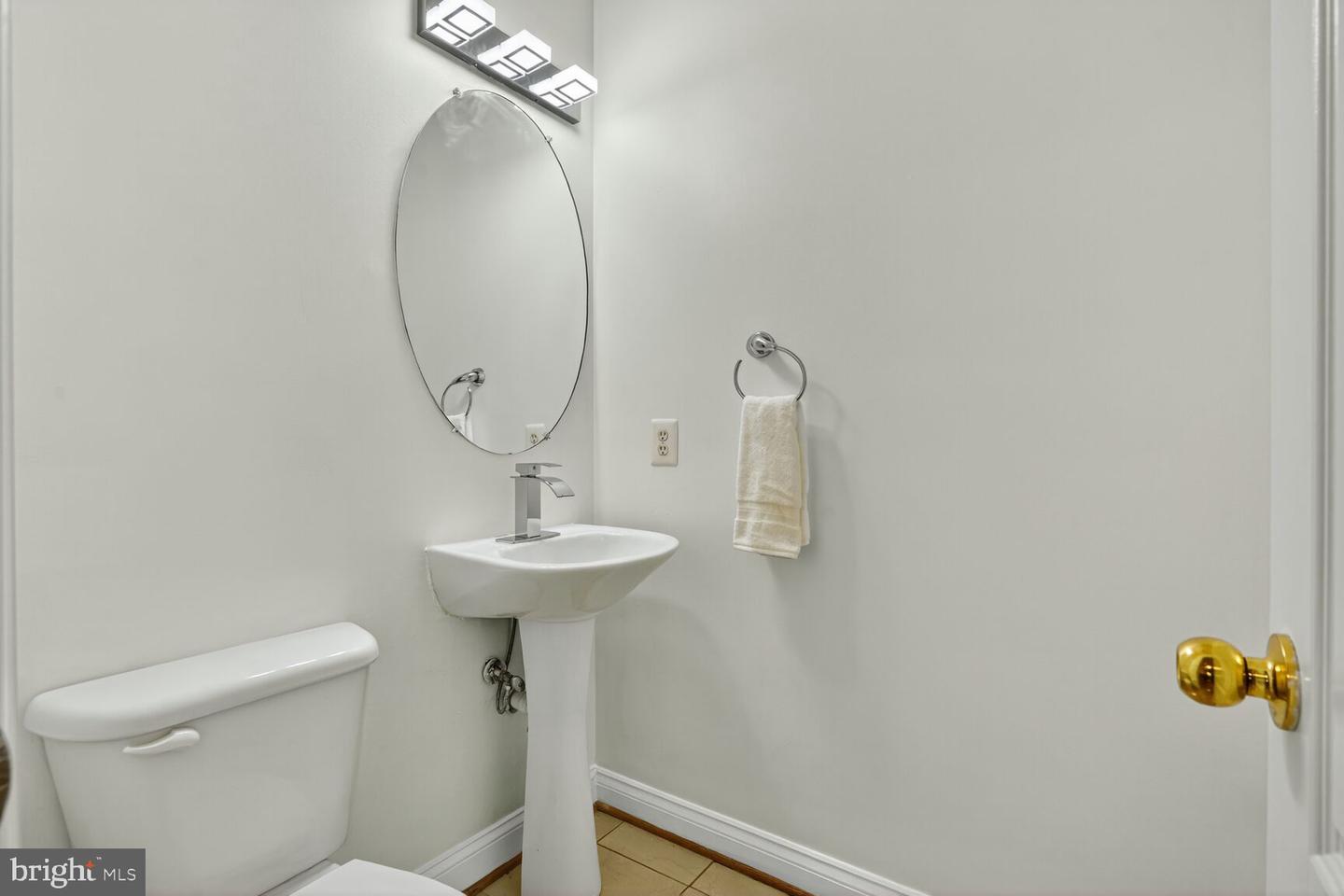 3841 WATKINS MILL DR, ALEXANDRIA, Virginia 22304, 3 Bedrooms Bedrooms, ,2 BathroomsBathrooms,Residential,For sale,3841 WATKINS MILL DR,VAAX2050324 MLS # VAAX2050324