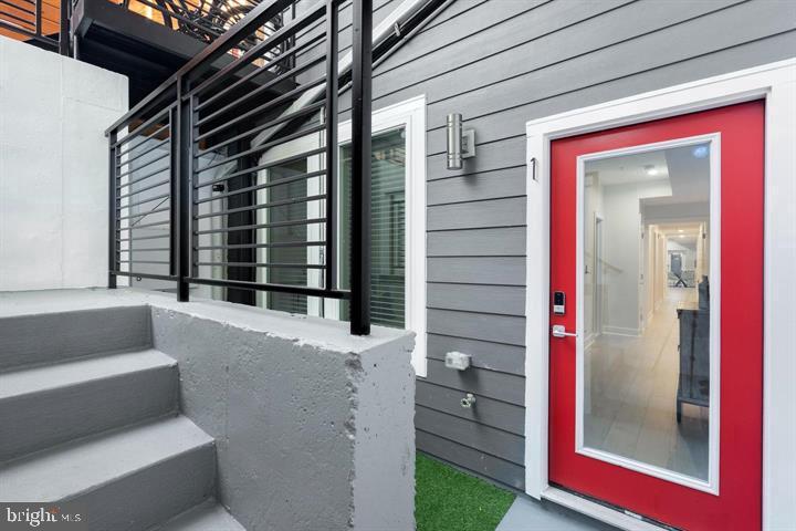 525 KENNEDY ST NW #1, WASHINGTON, District Of Columbia 20011, 3 Bedrooms Bedrooms, ,2 BathroomsBathrooms,Residential,For sale,525 KENNEDY ST NW #1,DCDC2224808 MLS # DCDC2224808