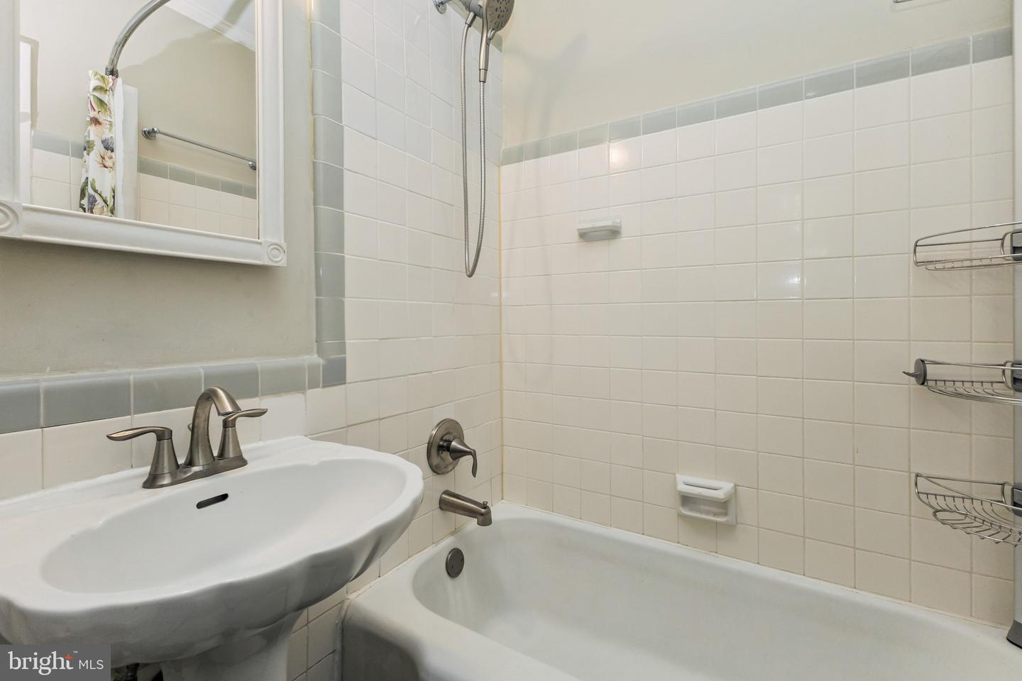 1609 PRESTON RD, ALEXANDRIA, Virginia 22302, 2 Bedrooms Bedrooms, ,1 BathroomBathrooms,Residential,For sale,1609 PRESTON RD,VAAX2050332 MLS # VAAX2050332