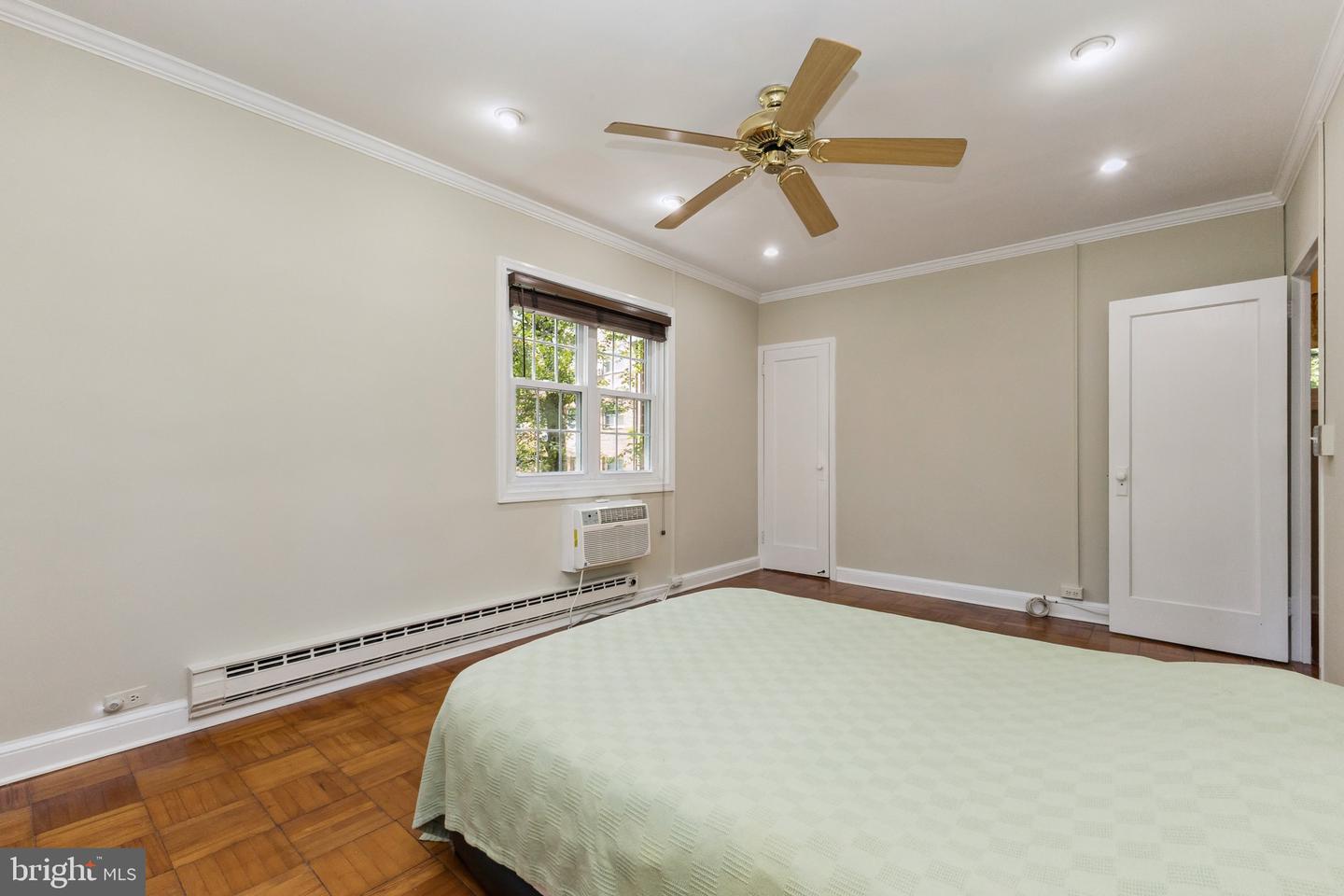 1609 PRESTON RD, ALEXANDRIA, Virginia 22302, 2 Bedrooms Bedrooms, ,1 BathroomBathrooms,Residential,For sale,1609 PRESTON RD,VAAX2050332 MLS # VAAX2050332