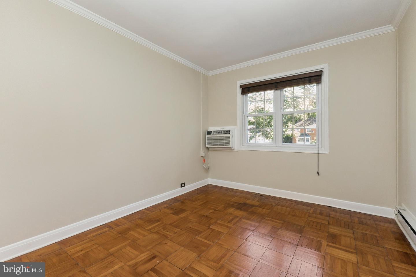 1609 PRESTON RD, ALEXANDRIA, Virginia 22302, 2 Bedrooms Bedrooms, ,1 BathroomBathrooms,Residential,For sale,1609 PRESTON RD,VAAX2050332 MLS # VAAX2050332