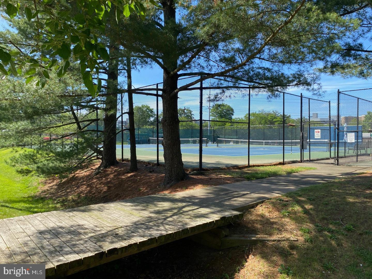 1609 PRESTON RD, ALEXANDRIA, Virginia 22302, 2 Bedrooms Bedrooms, ,1 BathroomBathrooms,Residential,For sale,1609 PRESTON RD,VAAX2050332 MLS # VAAX2050332
