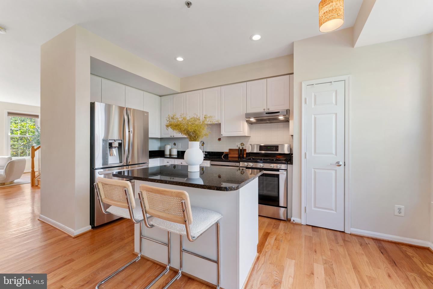 3613 12TH ST S, ARLINGTON, Virginia 22204, 3 Bedrooms Bedrooms, ,3 BathroomsBathrooms,Residential,For sale,3613 12TH ST S,VAAR2064282 MLS # VAAR2064282
