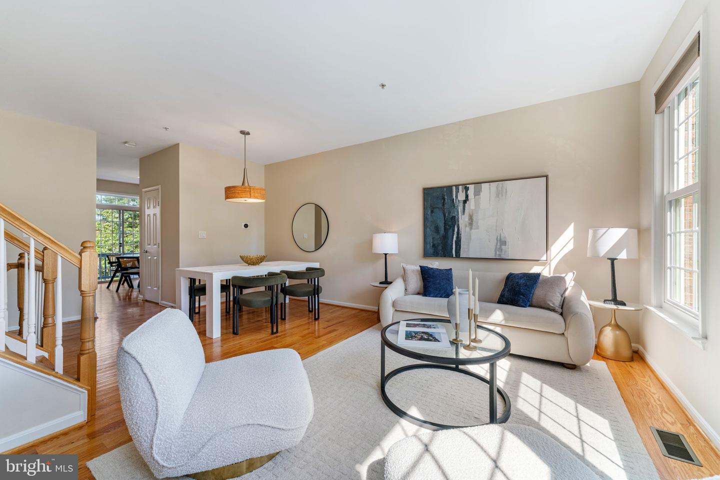 3613 12TH ST S, ARLINGTON, Virginia 22204, 3 Bedrooms Bedrooms, ,3 BathroomsBathrooms,Residential,For sale,3613 12TH ST S,VAAR2064282 MLS # VAAR2064282