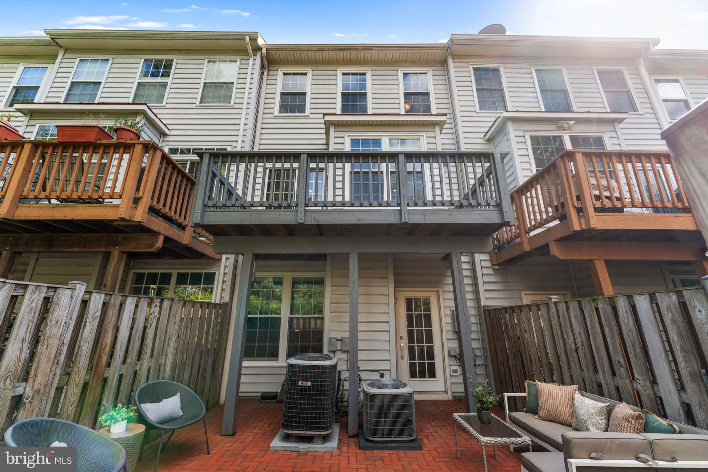 3613 12TH ST S, ARLINGTON, Virginia 22204, 3 Bedrooms Bedrooms, ,3 BathroomsBathrooms,Residential,For sale,3613 12TH ST S,VAAR2064282 MLS # VAAR2064282