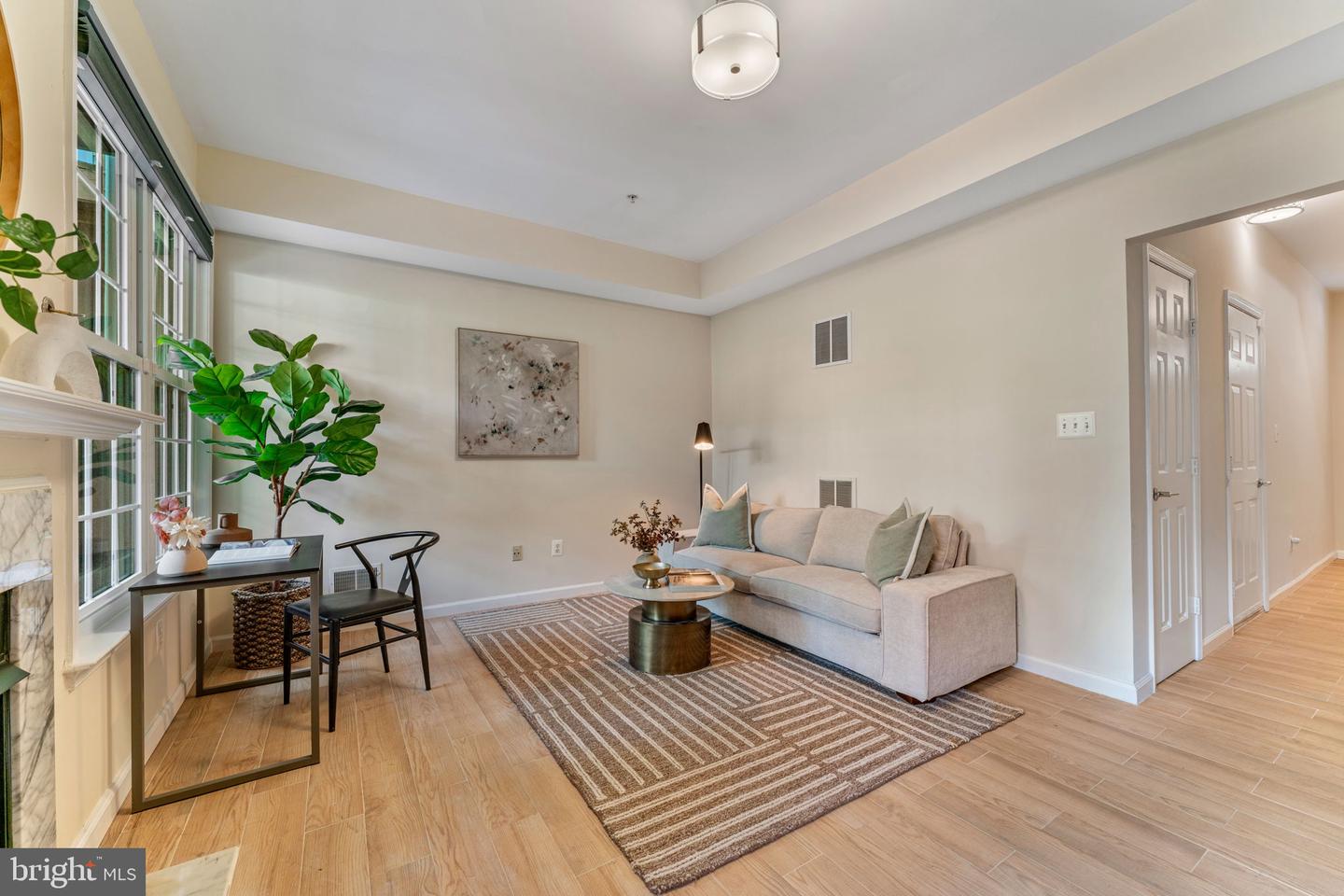 3613 12TH ST S, ARLINGTON, Virginia 22204, 3 Bedrooms Bedrooms, ,3 BathroomsBathrooms,Residential,For sale,3613 12TH ST S,VAAR2064282 MLS # VAAR2064282