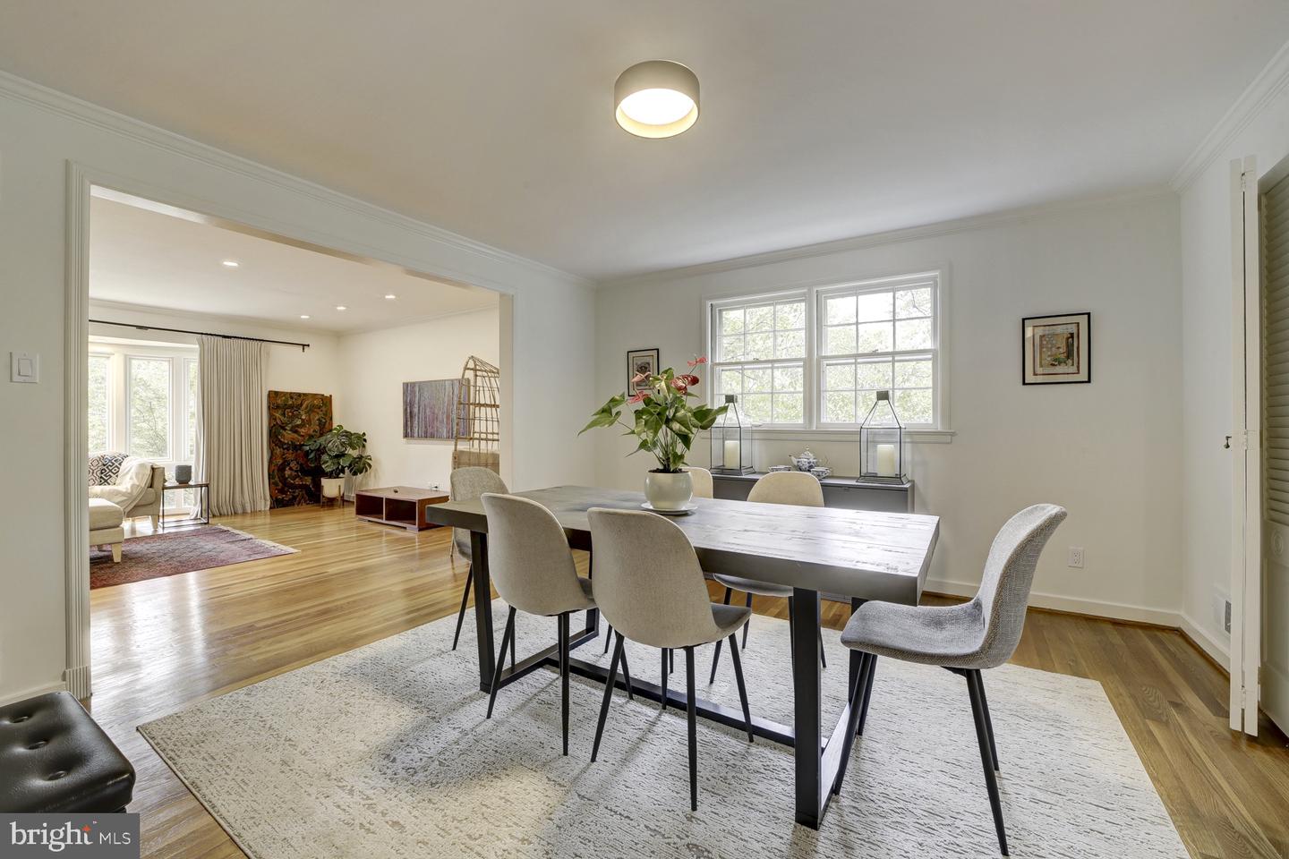 2824 ELLICOTT ST NW, WASHINGTON, District Of Columbia 20008, 6 Bedrooms Bedrooms, ,4 BathroomsBathrooms,Residential,For sale,2824 ELLICOTT ST NW,DCDC2224852 MLS # DCDC2224852