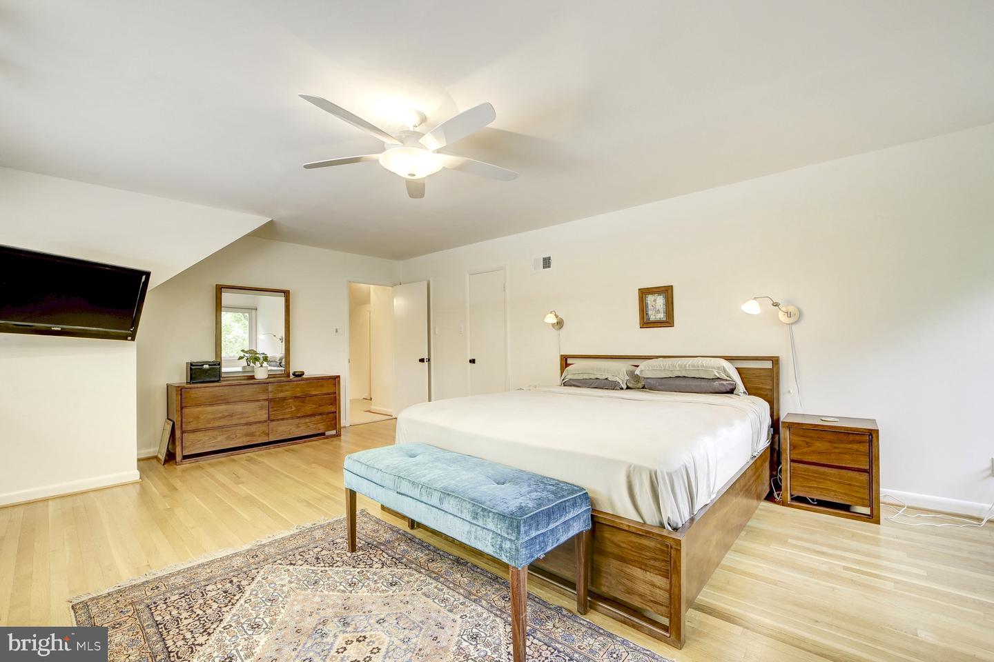 2824 ELLICOTT ST NW, WASHINGTON, District Of Columbia 20008, 6 Bedrooms Bedrooms, ,4 BathroomsBathrooms,Residential,For sale,2824 ELLICOTT ST NW,DCDC2224852 MLS # DCDC2224852