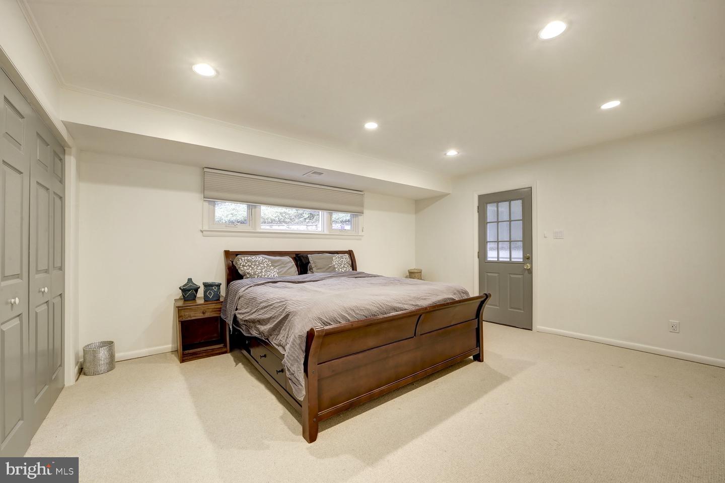 2824 ELLICOTT ST NW, WASHINGTON, District Of Columbia 20008, 6 Bedrooms Bedrooms, ,4 BathroomsBathrooms,Residential,For sale,2824 ELLICOTT ST NW,DCDC2224852 MLS # DCDC2224852