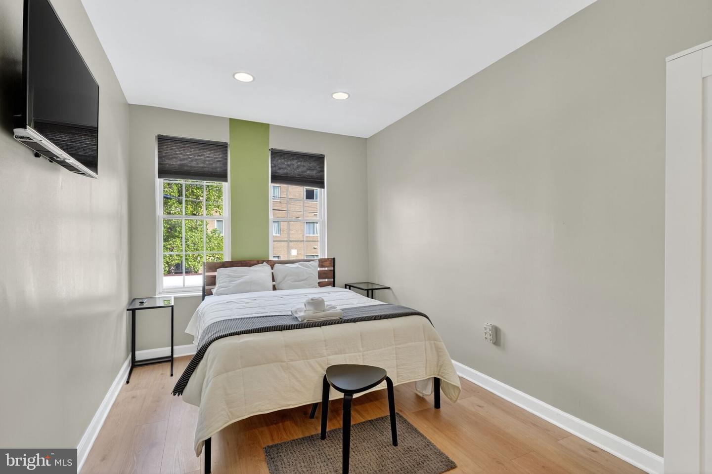 1337 HARVARD ST NW #1, WASHINGTON, District Of Columbia 20009, 5 Bedrooms Bedrooms, ,3 BathroomsBathrooms,Residential,For sale,1337 HARVARD ST NW #1,DCDC2224806 MLS # DCDC2224806