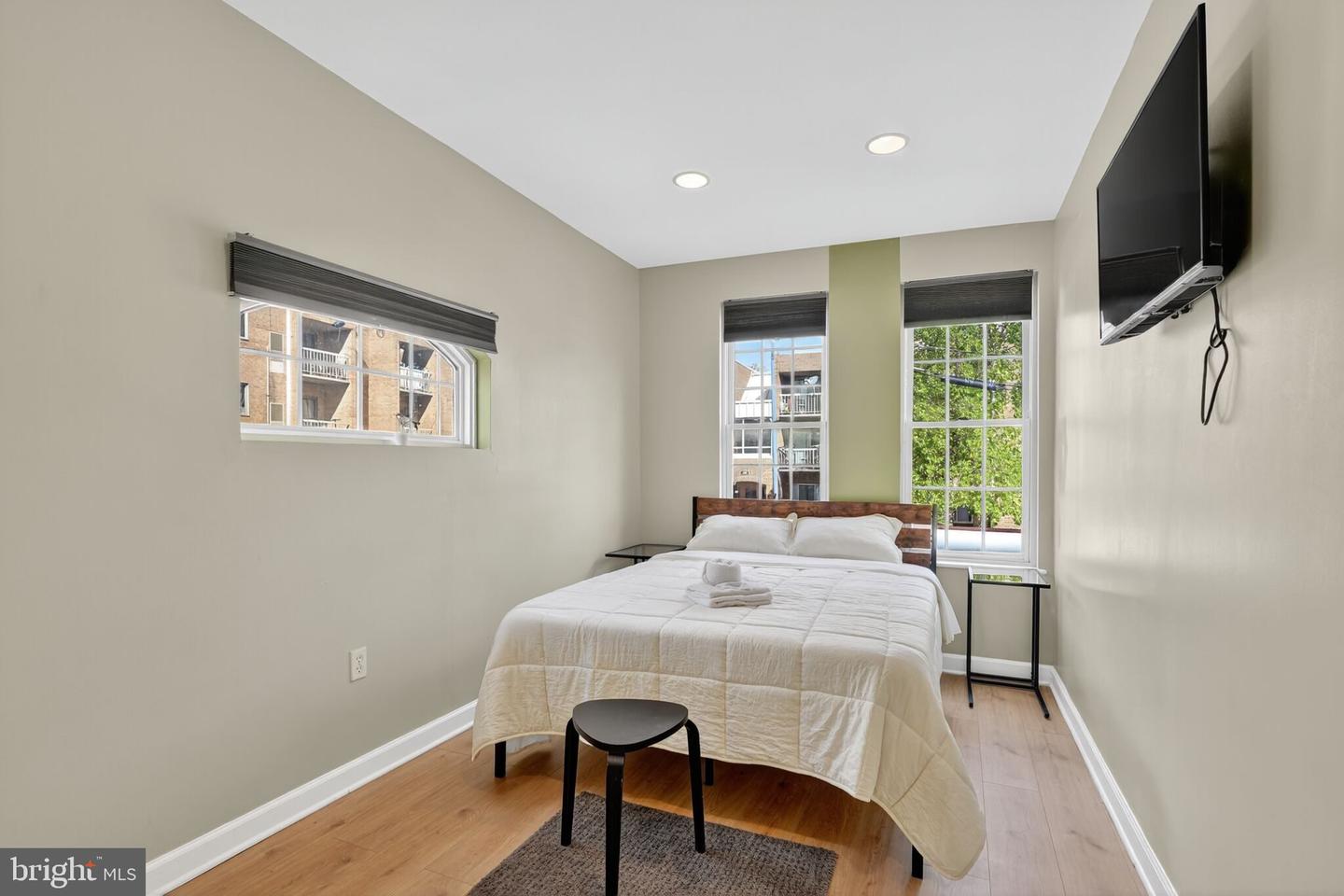 1337 HARVARD ST NW #1, WASHINGTON, District Of Columbia 20009, 5 Bedrooms Bedrooms, ,3 BathroomsBathrooms,Residential,For sale,1337 HARVARD ST NW #1,DCDC2224806 MLS # DCDC2224806