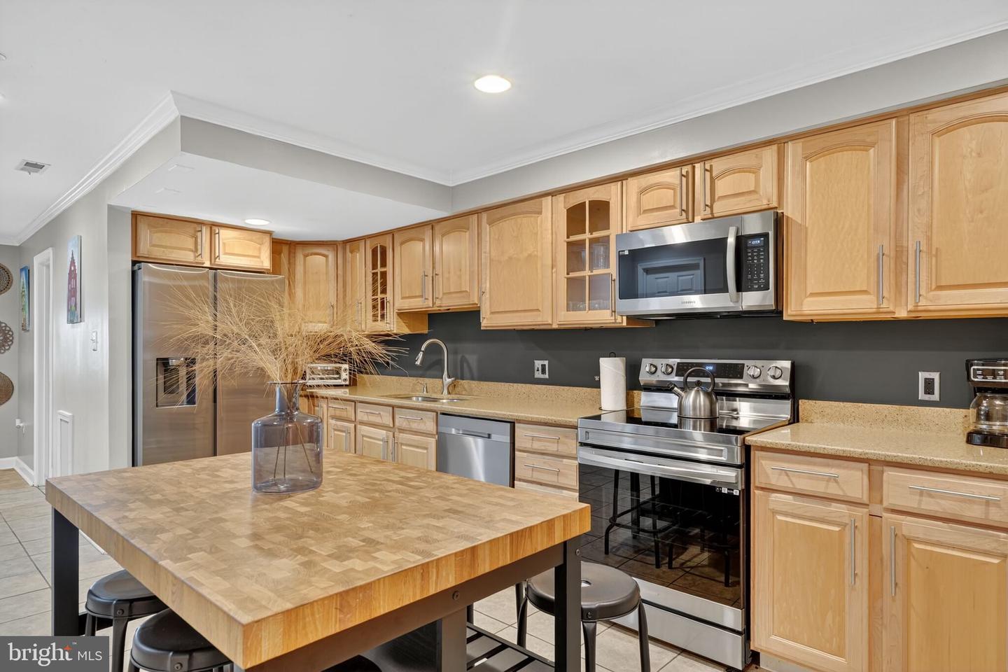 1337 HARVARD ST NW #1, WASHINGTON, District Of Columbia 20009, 5 Bedrooms Bedrooms, ,3 BathroomsBathrooms,Residential,For sale,1337 HARVARD ST NW #1,DCDC2224806 MLS # DCDC2224806