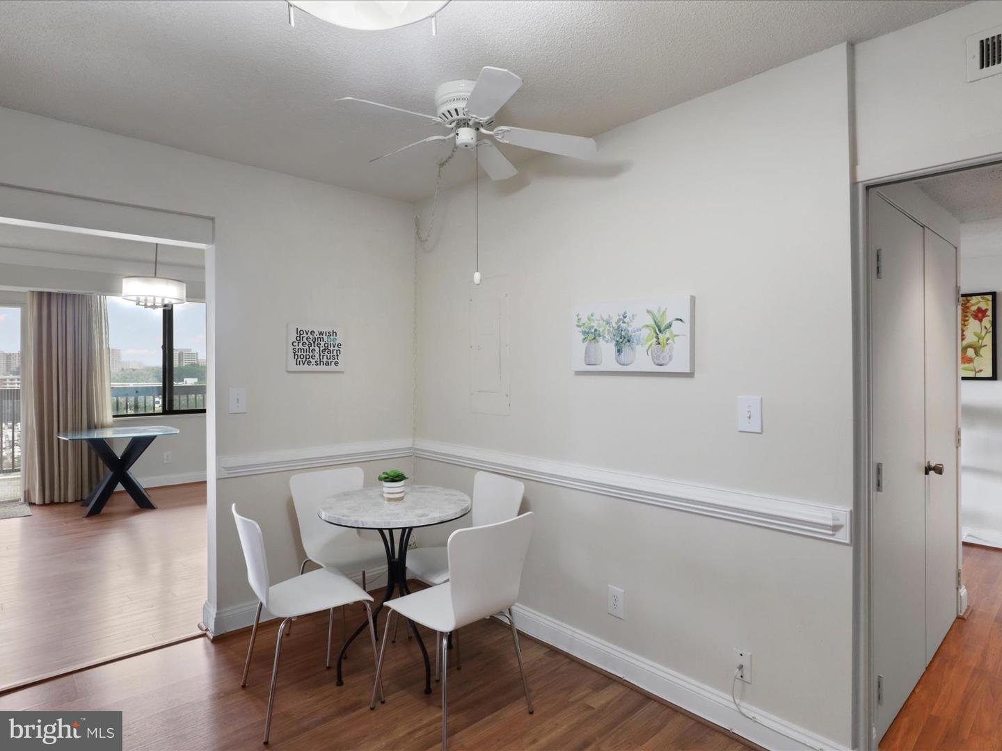 3713 S GEORGE MASON DR #904W, FALLS CHURCH, Virginia 22041, 2 Bedrooms Bedrooms, ,2 BathroomsBathrooms,Residential,For sale,3713 S GEORGE MASON DR #904W,VAFX2269970 MLS # VAFX2269970