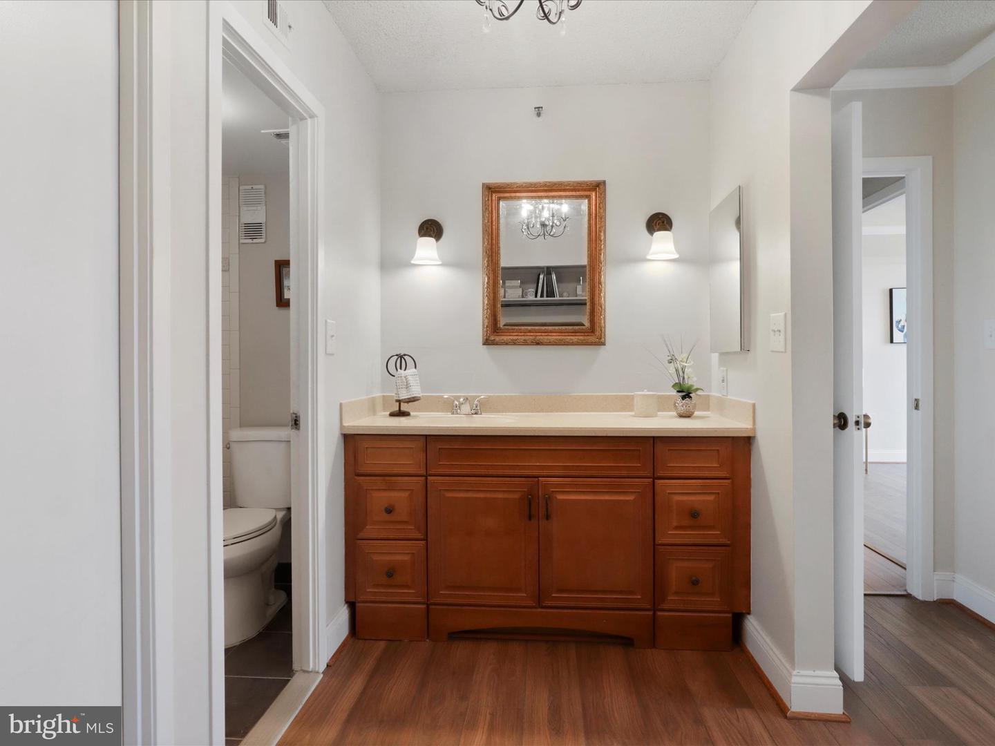 3713 S GEORGE MASON DR #904W, FALLS CHURCH, Virginia 22041, 2 Bedrooms Bedrooms, ,2 BathroomsBathrooms,Residential,For sale,3713 S GEORGE MASON DR #904W,VAFX2269970 MLS # VAFX2269970