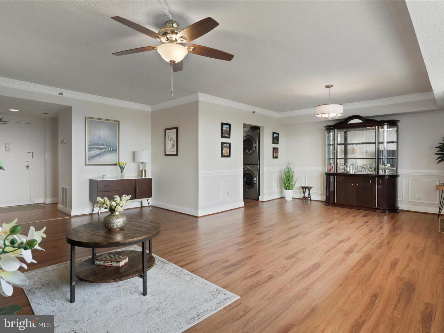 3713 S GEORGE MASON DR #904W, FALLS CHURCH, Virginia 22041, 2 Bedrooms Bedrooms, ,2 BathroomsBathrooms,Residential,For sale,3713 S GEORGE MASON DR #904W,VAFX2269970 MLS # VAFX2269970