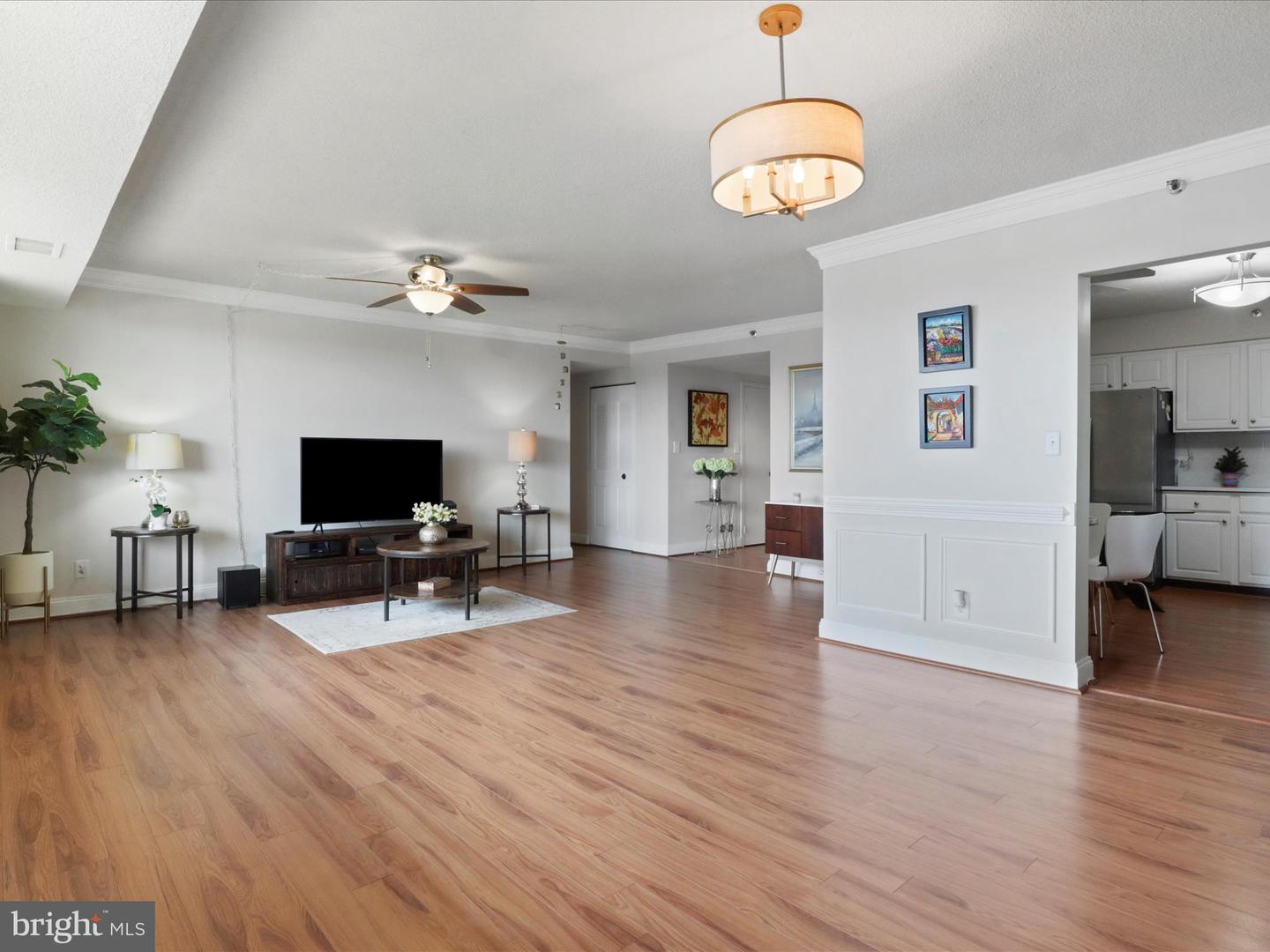 3713 S GEORGE MASON DR #904W, FALLS CHURCH, Virginia 22041, 2 Bedrooms Bedrooms, ,2 BathroomsBathrooms,Residential,For sale,3713 S GEORGE MASON DR #904W,VAFX2269970 MLS # VAFX2269970