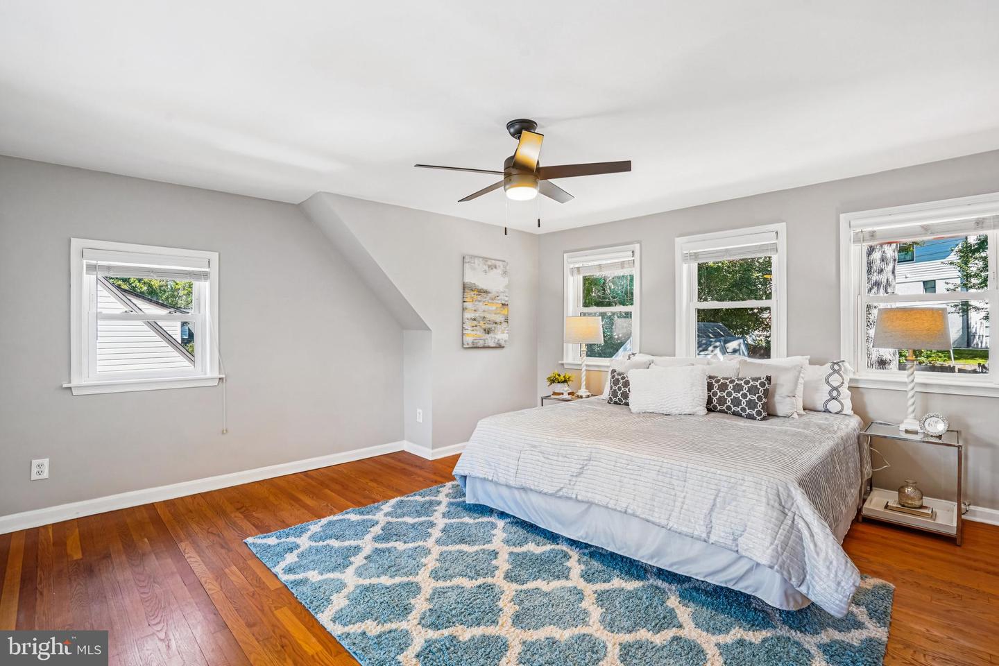 2329 N EDISON ST, ARLINGTON, Virginia 22207, 3 Bedrooms Bedrooms, ,2 BathroomsBathrooms,Residential,For sale,2329 N EDISON ST,VAAR2064316 MLS # VAAR2064316